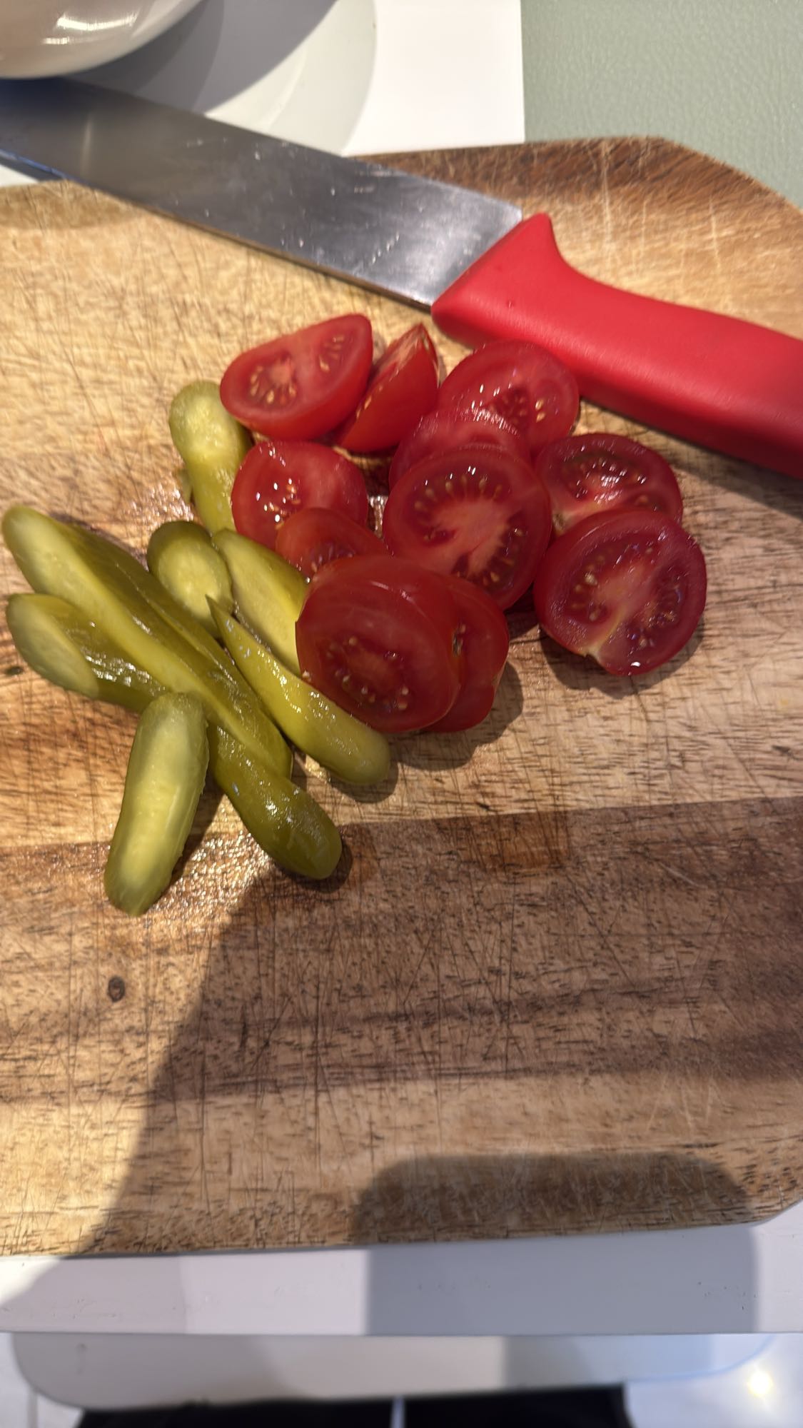 Tomaten und Gewürzgurken