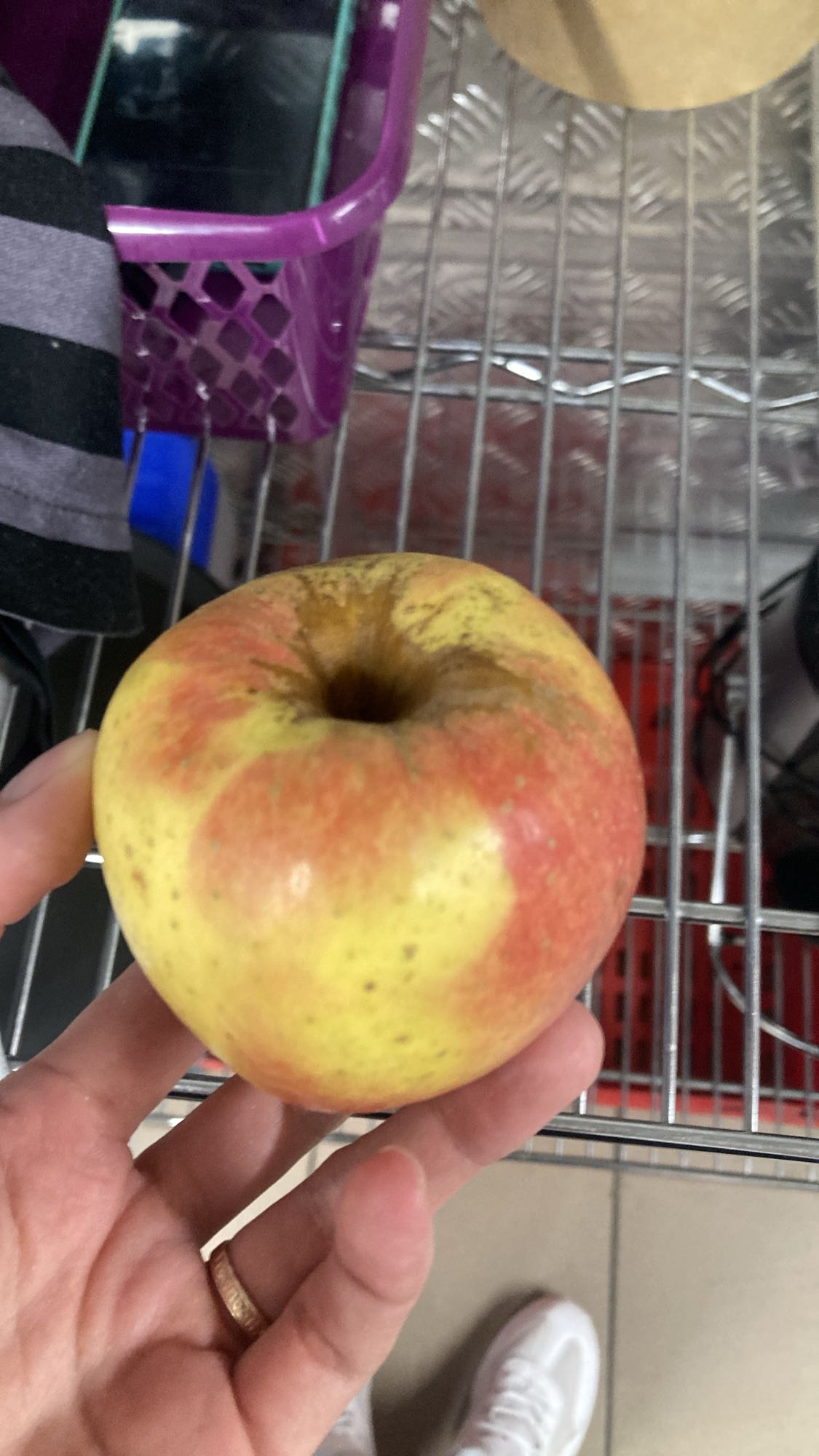 Fresh Apple
