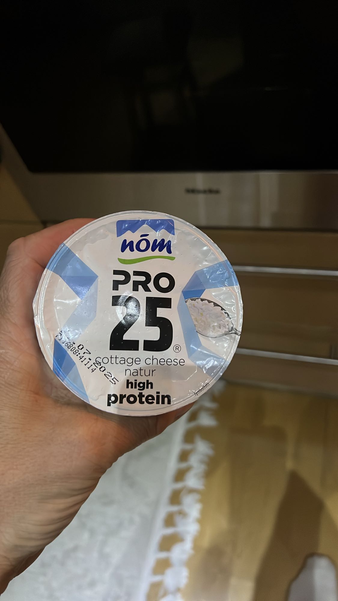 Serek wiejski PRO 25