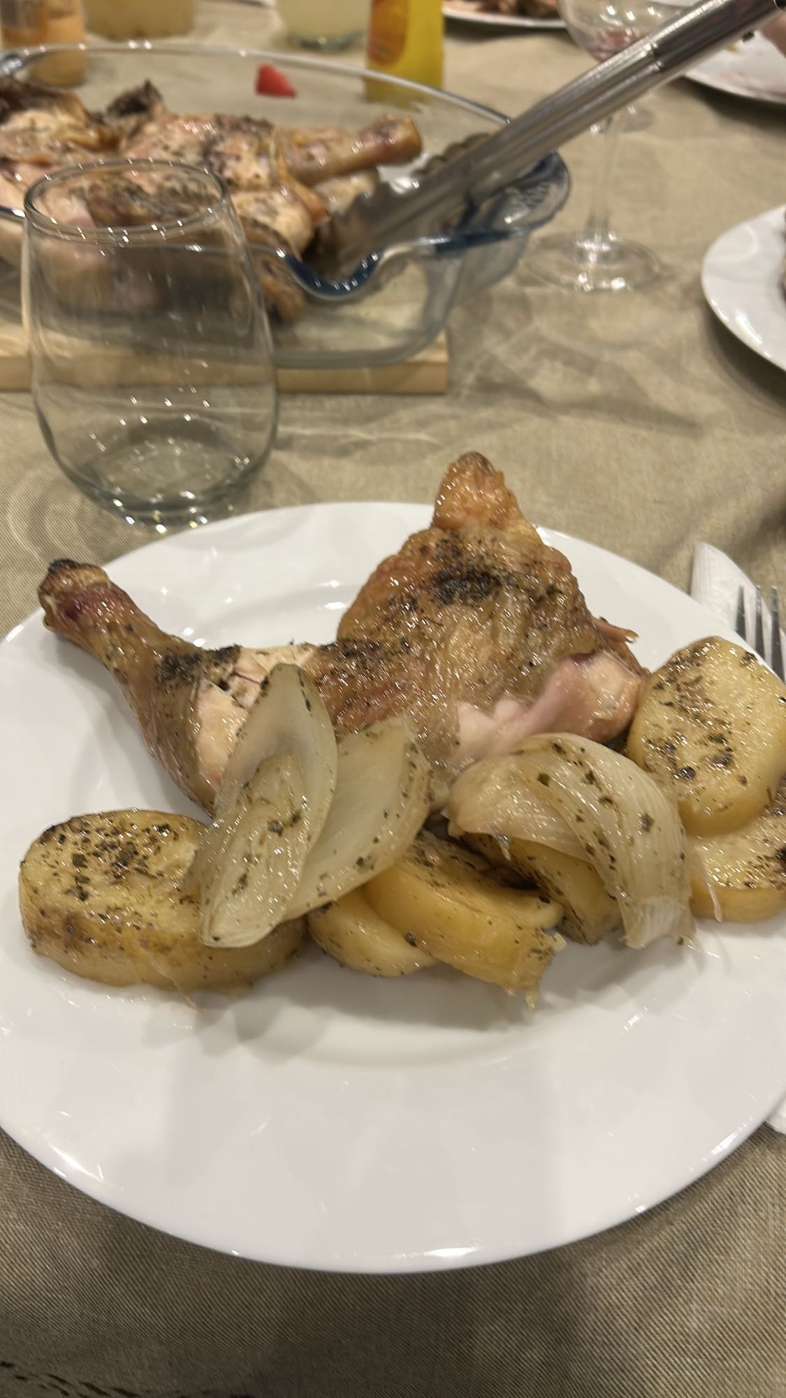 Pollo al horno con papas