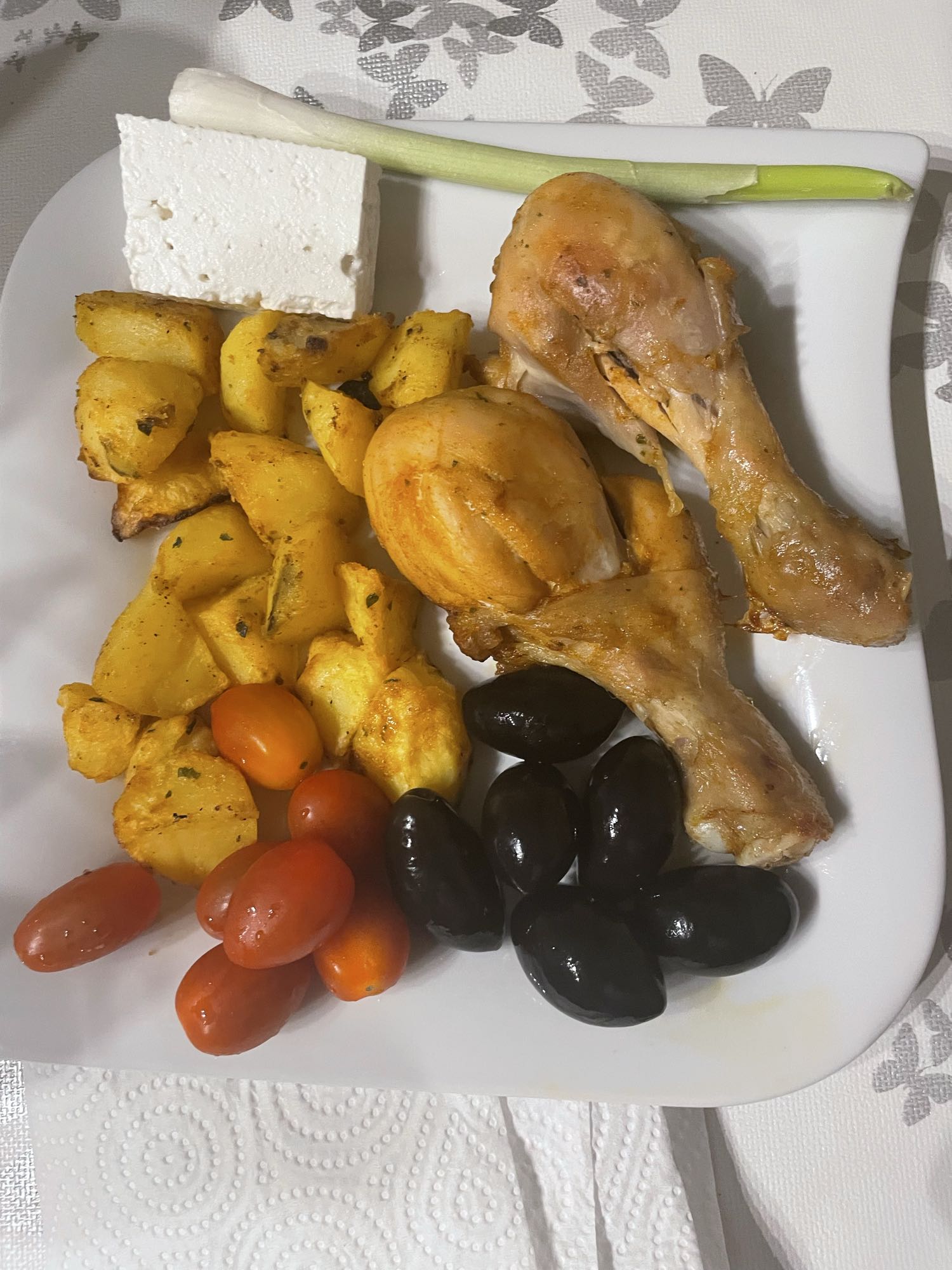 Pui cu cartofi și legume