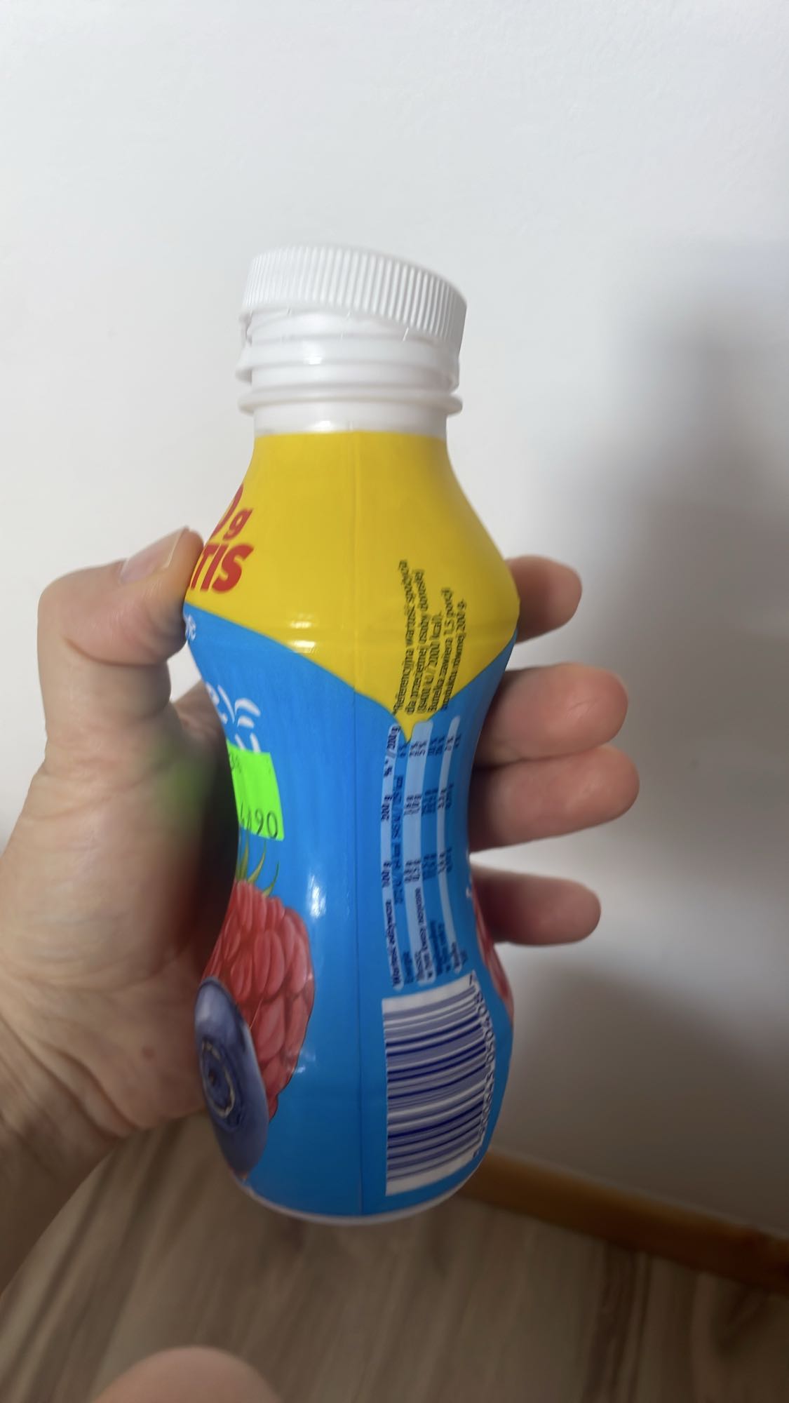 jogurt pitny owocowy