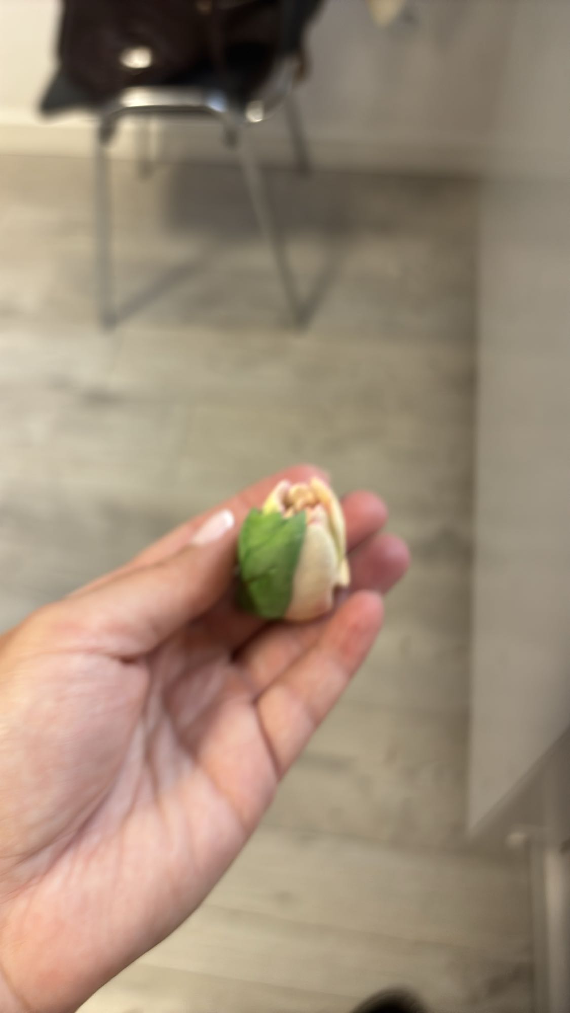 przekąska z szynką, rukolą i pianką marshmallow