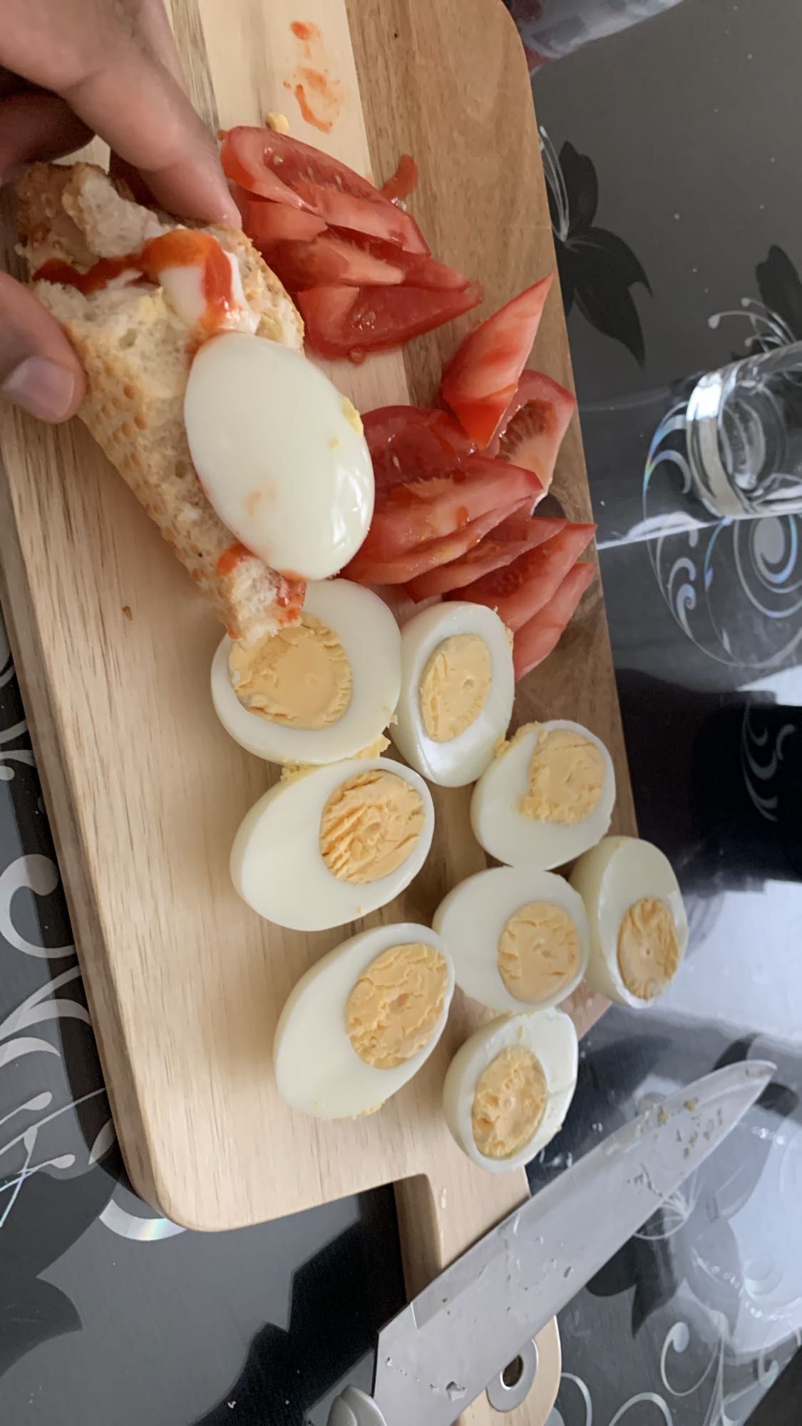 Ägg och tomatfrukost