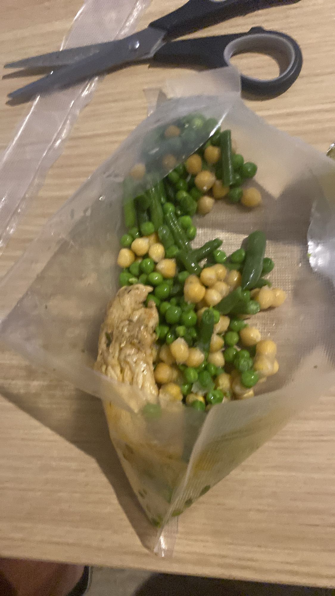 Pui cu naut si legume