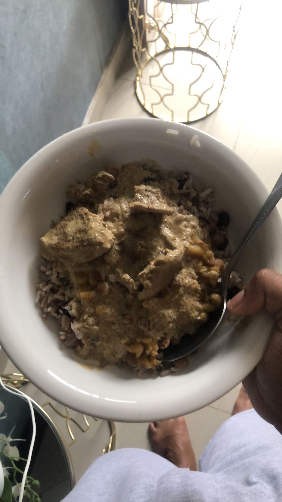 arroz con frijoles y curry