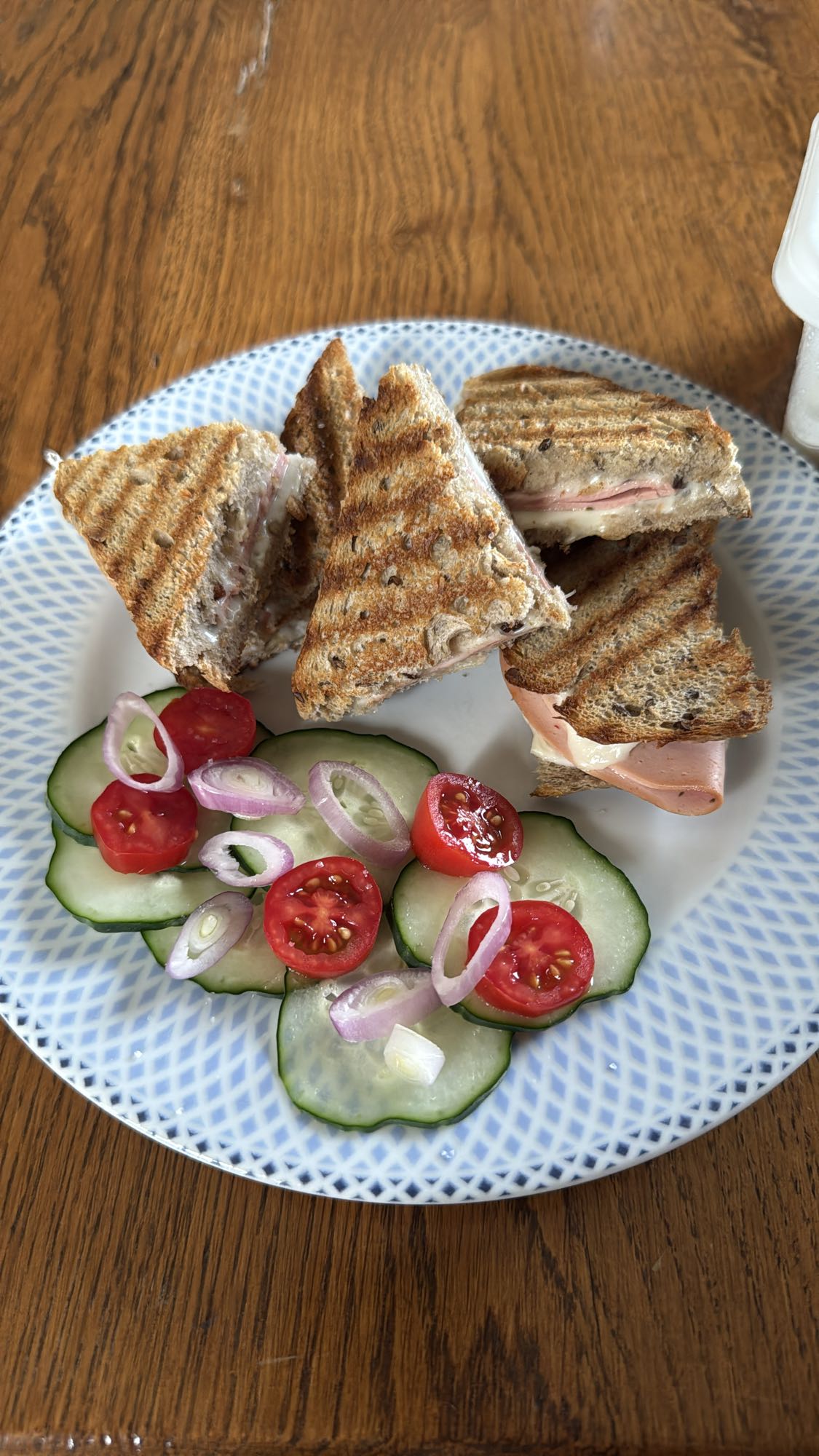 Ham & Cheese Sandwich Plate
