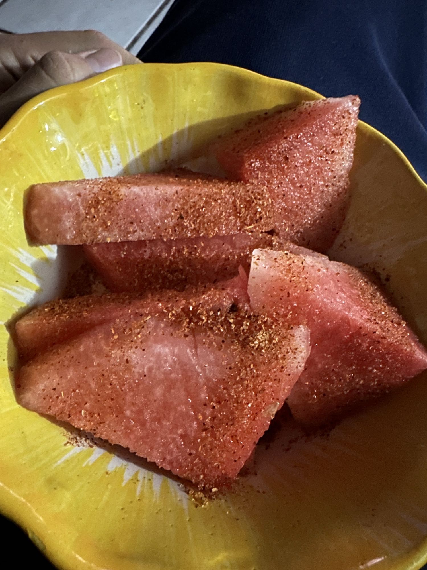 Sandía con chile en polvo