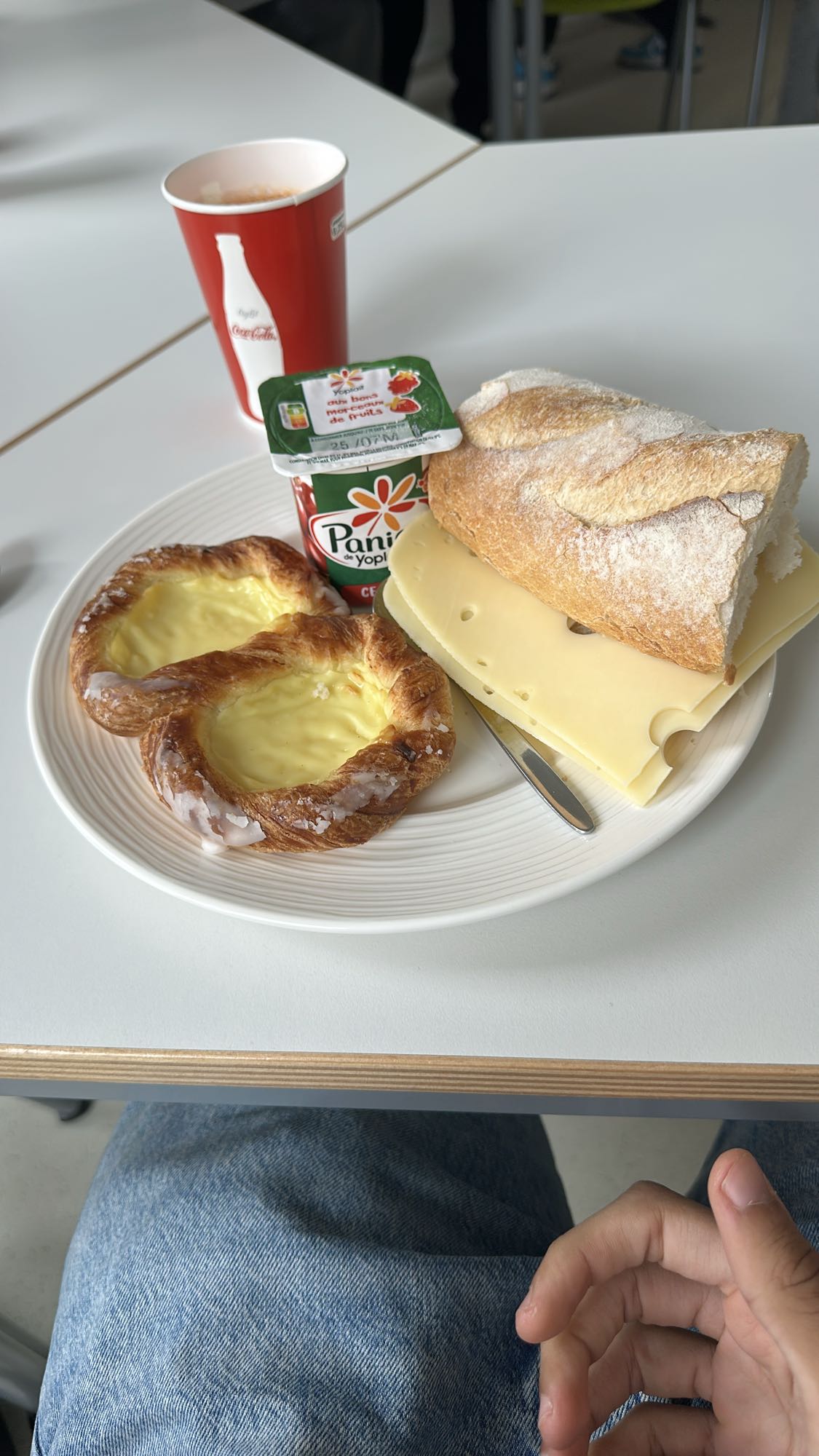 Petit-déjeuner continental