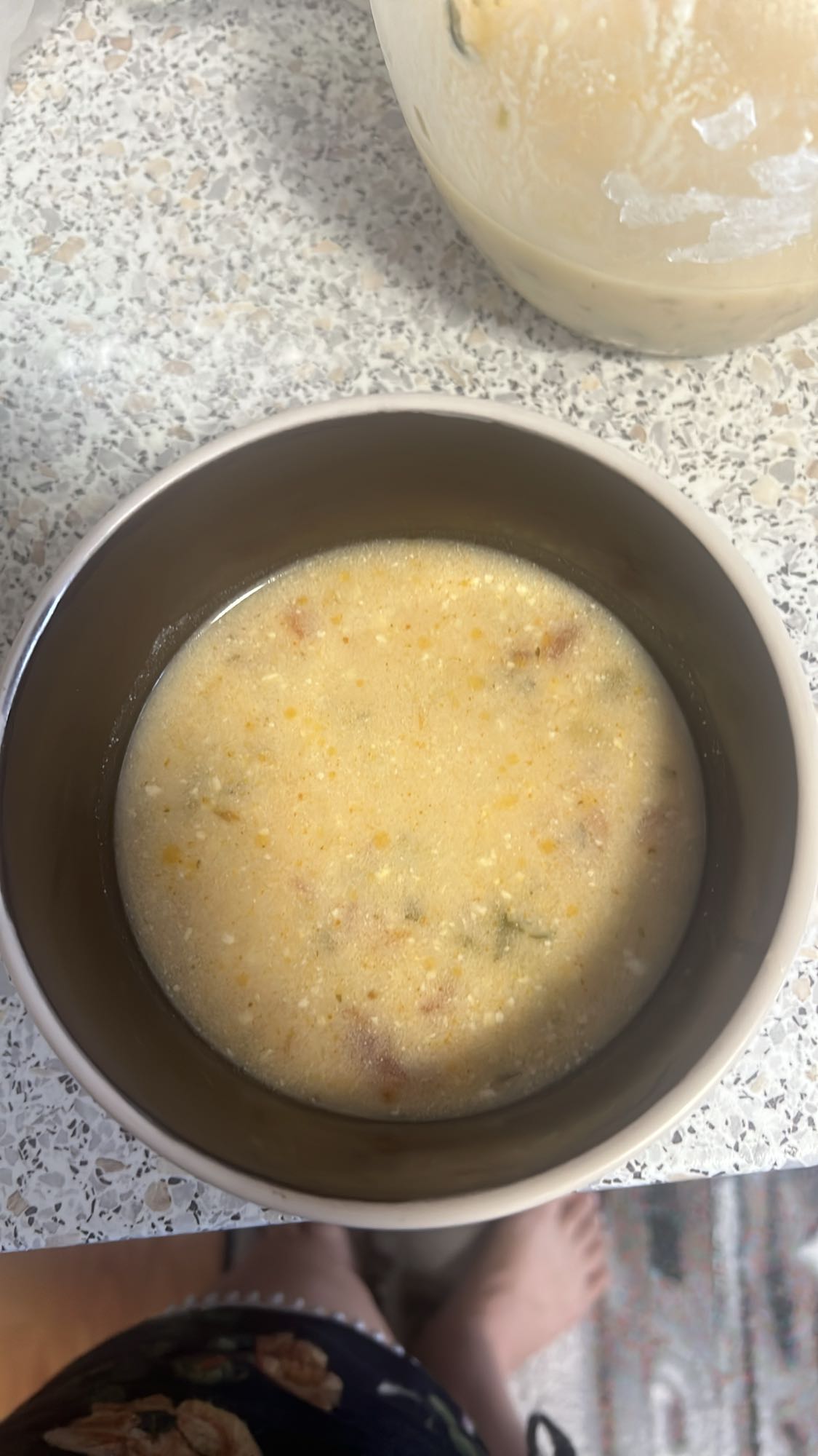 ciorbă de pui cu ou