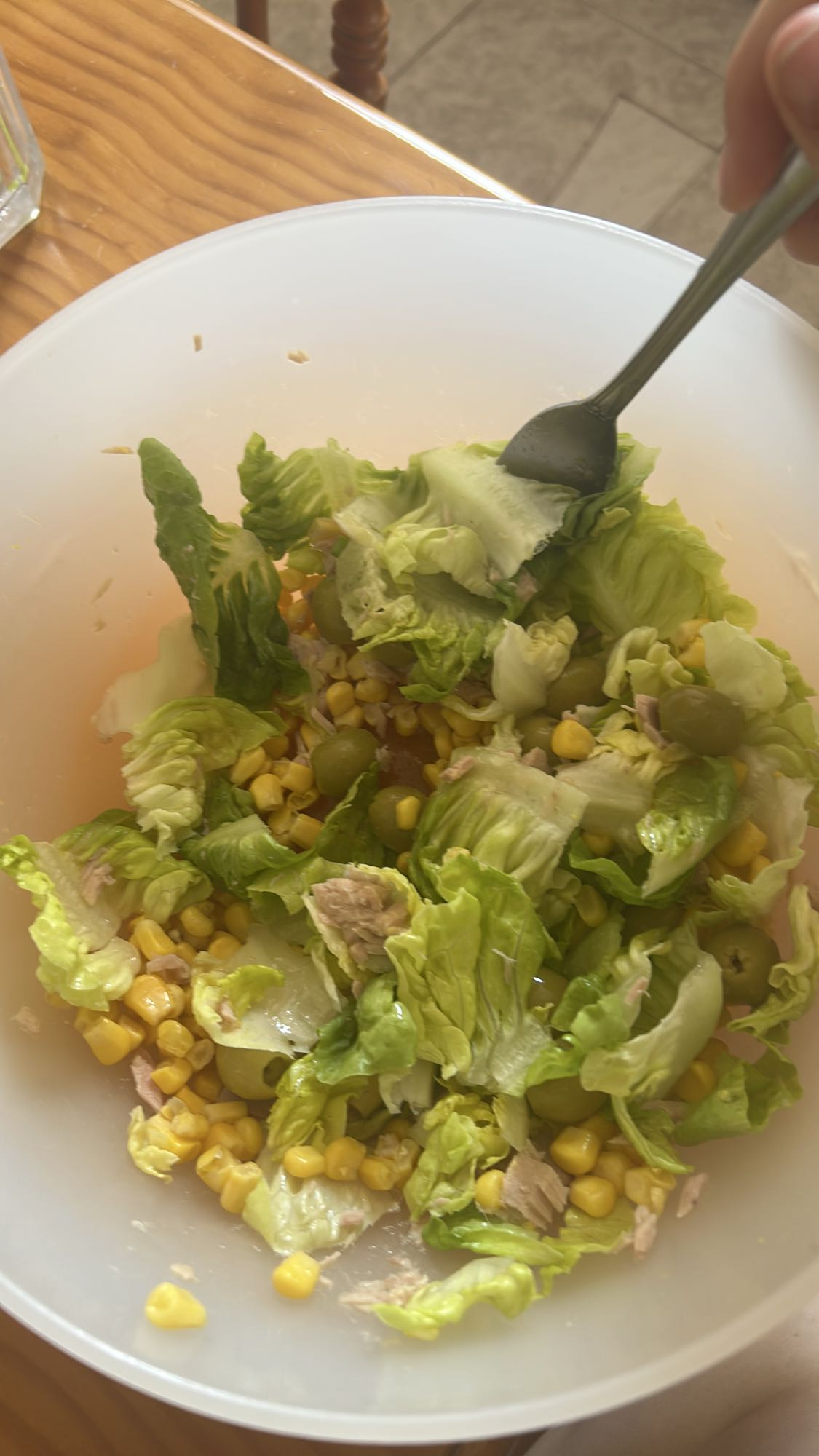 Ensalada de atún y maíz