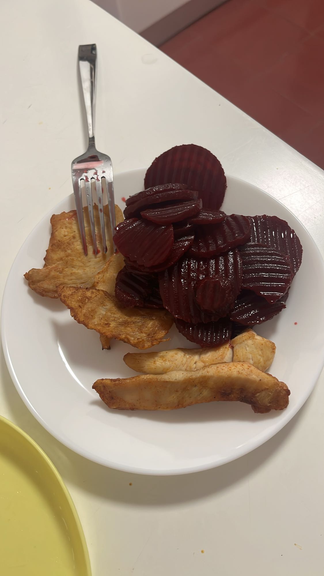 Piept de pui cu sfeclă