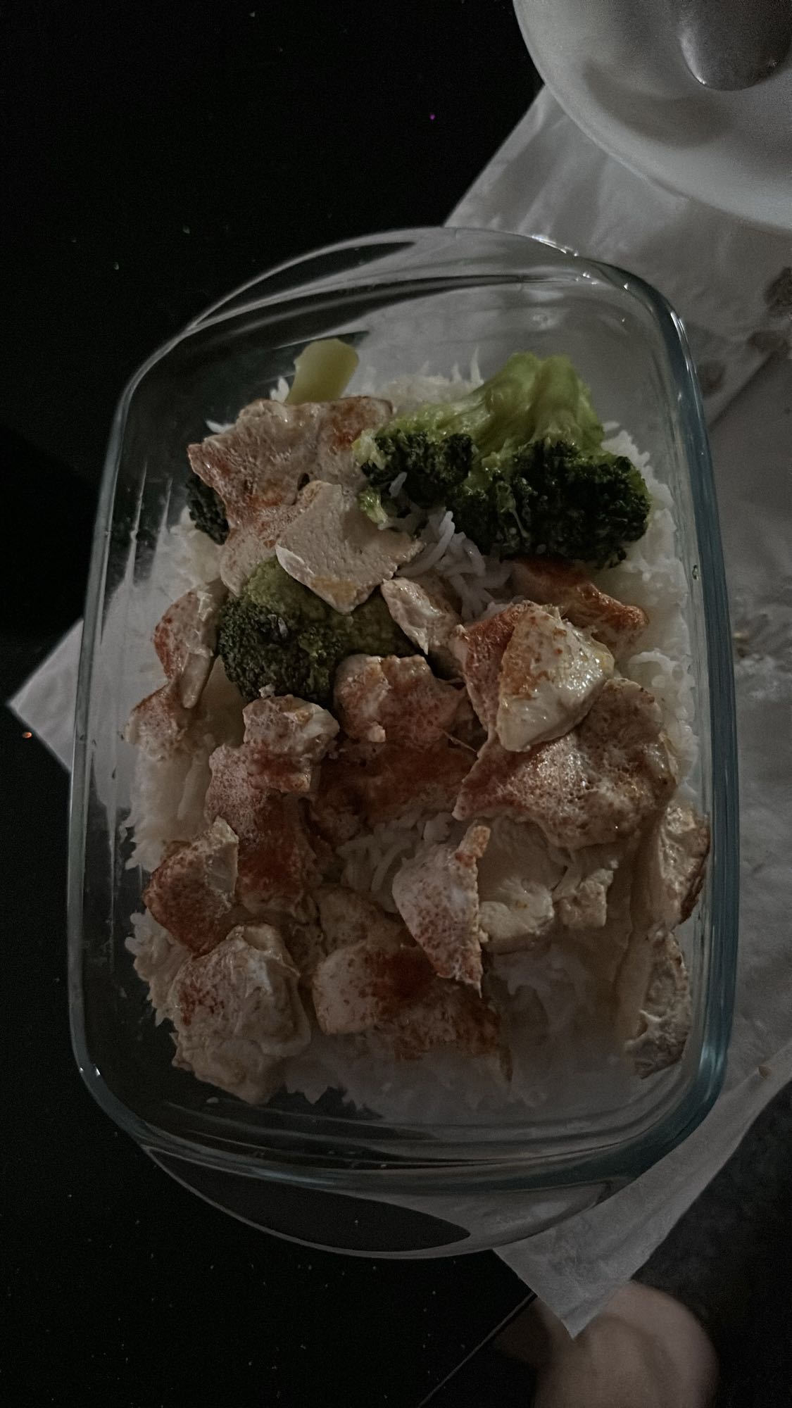 Kip met rijst en broccoli