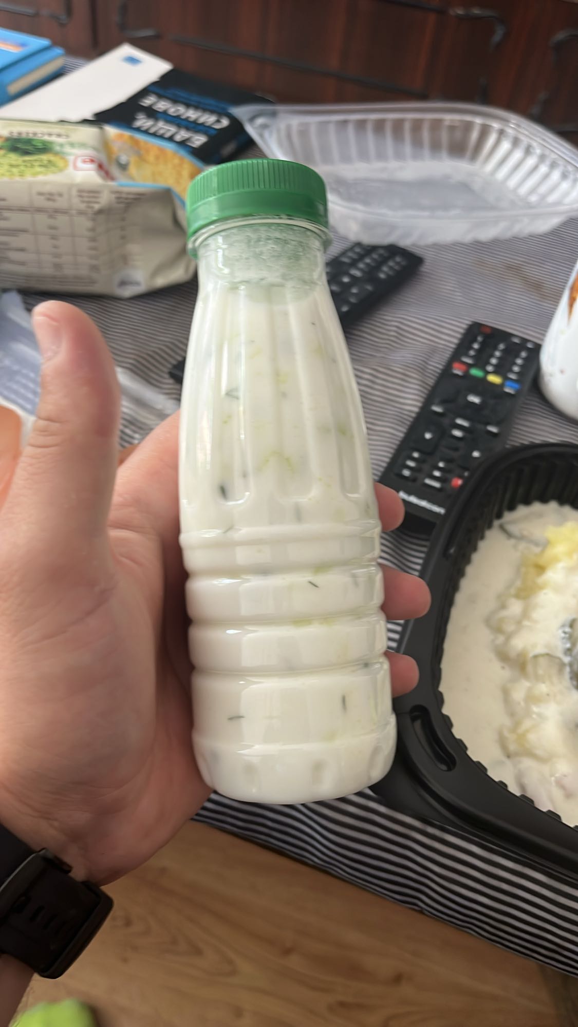 Айрян с краставици