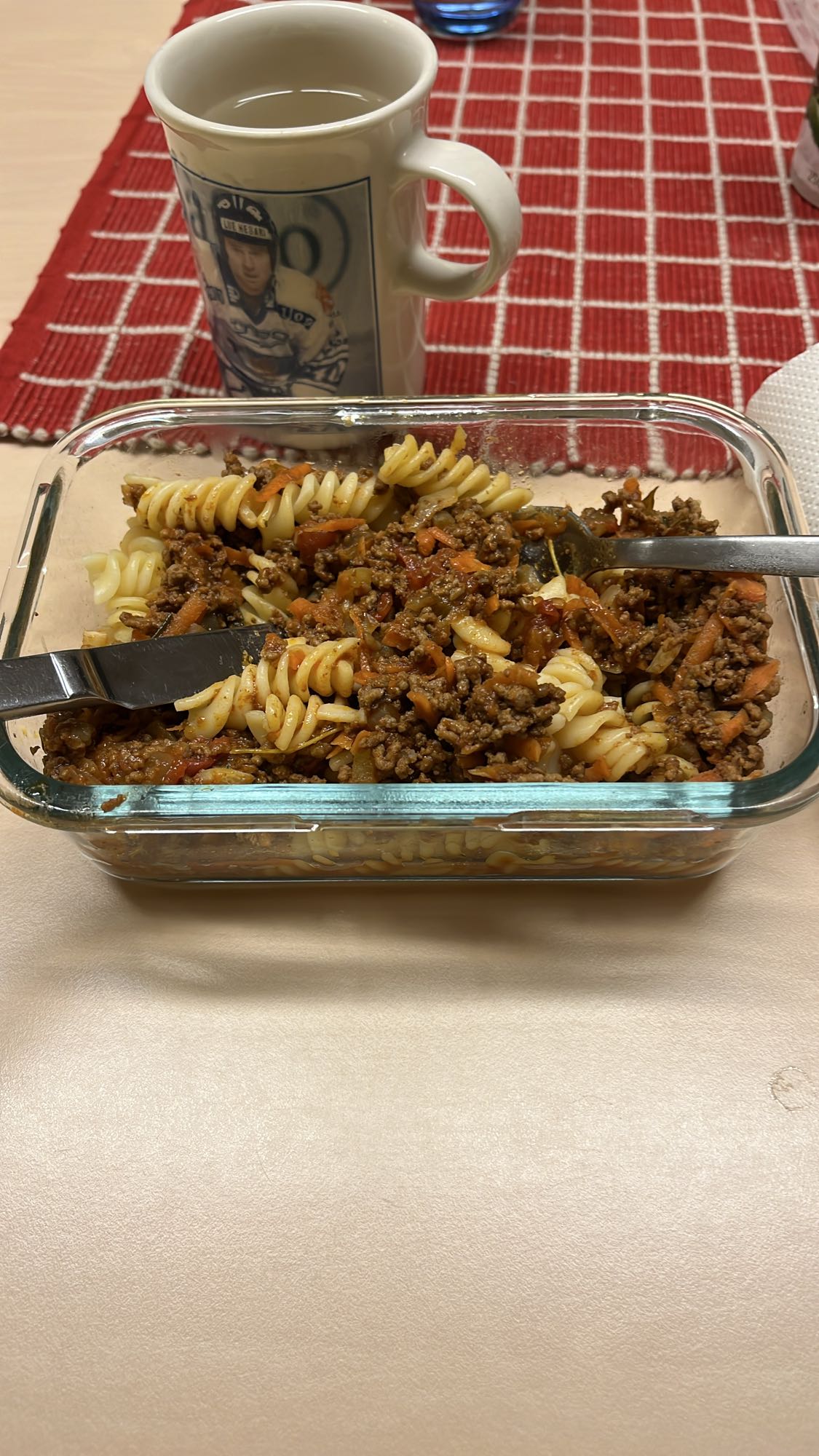 Pasta med köttfärssås