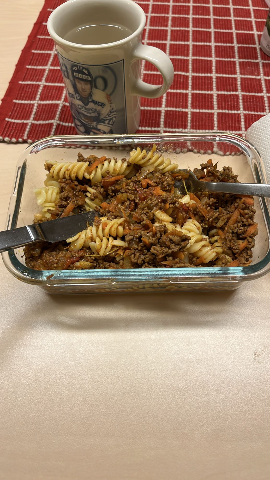 Pasta med köttfärssås