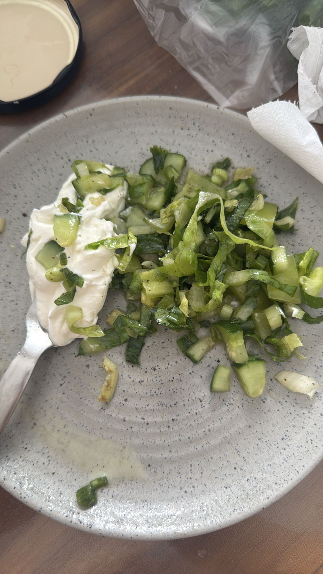 Yogurt cucumber salad