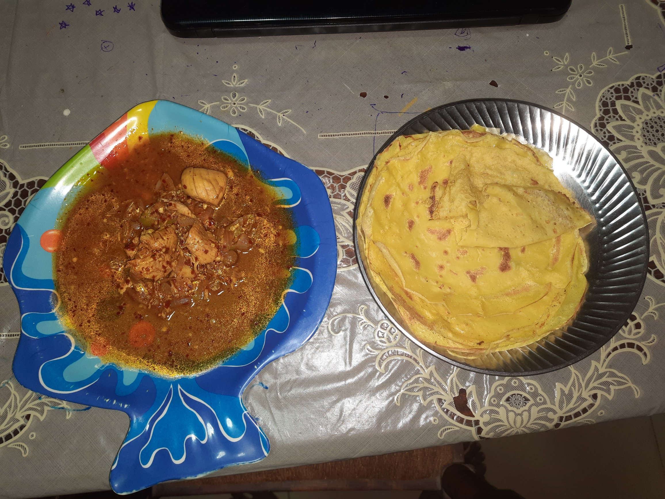 Chicken stew with crepes