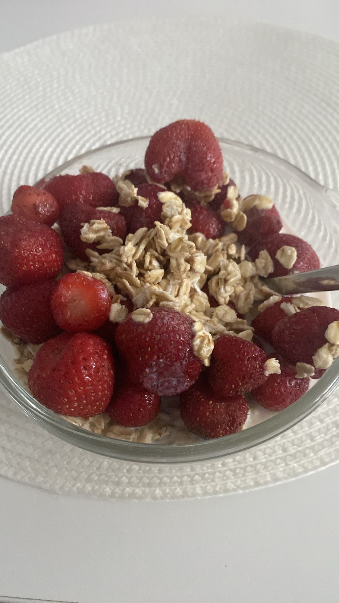 Owsianka z truskawkami