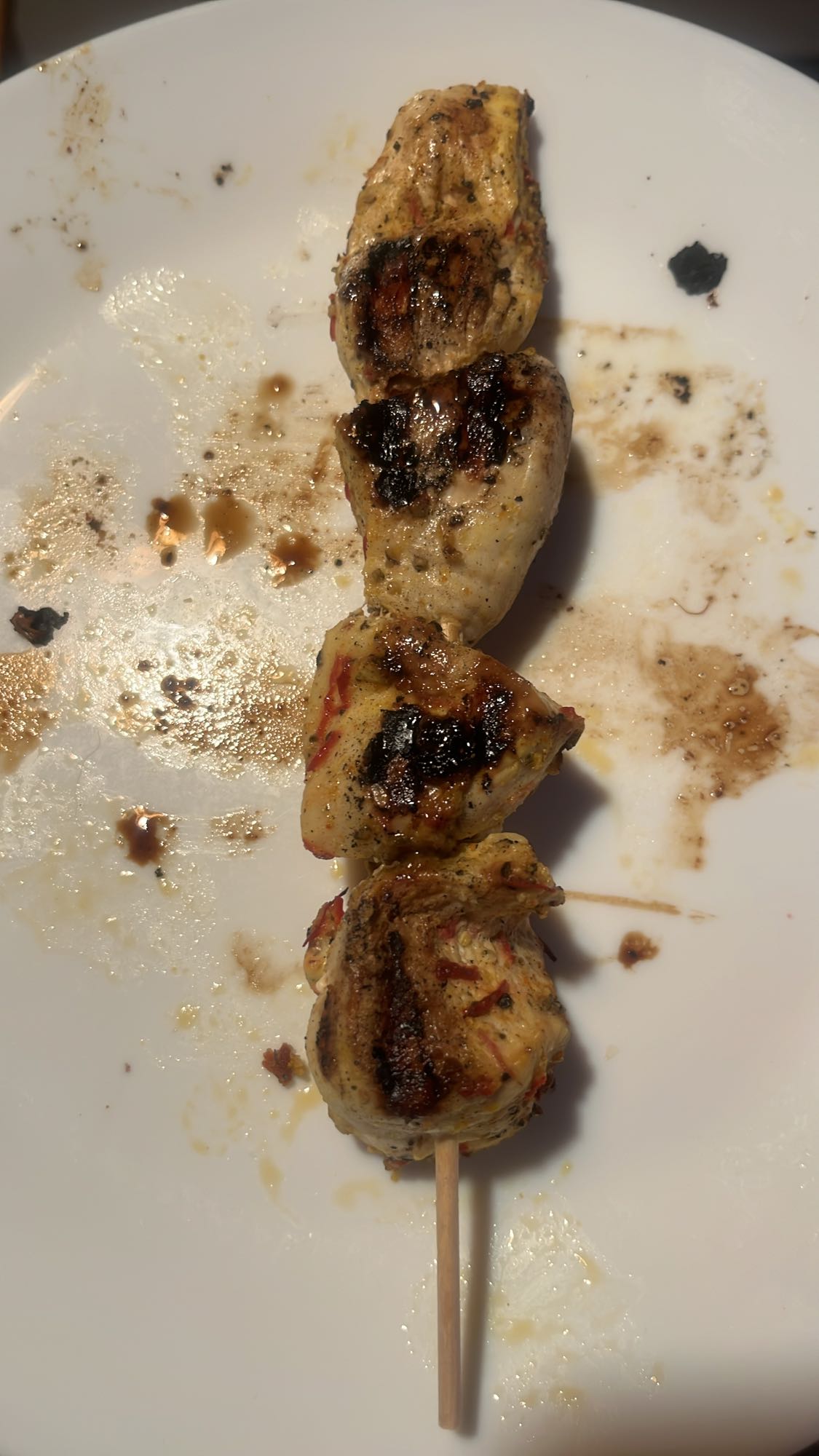 Grillowany szaszłyk z kurczaka