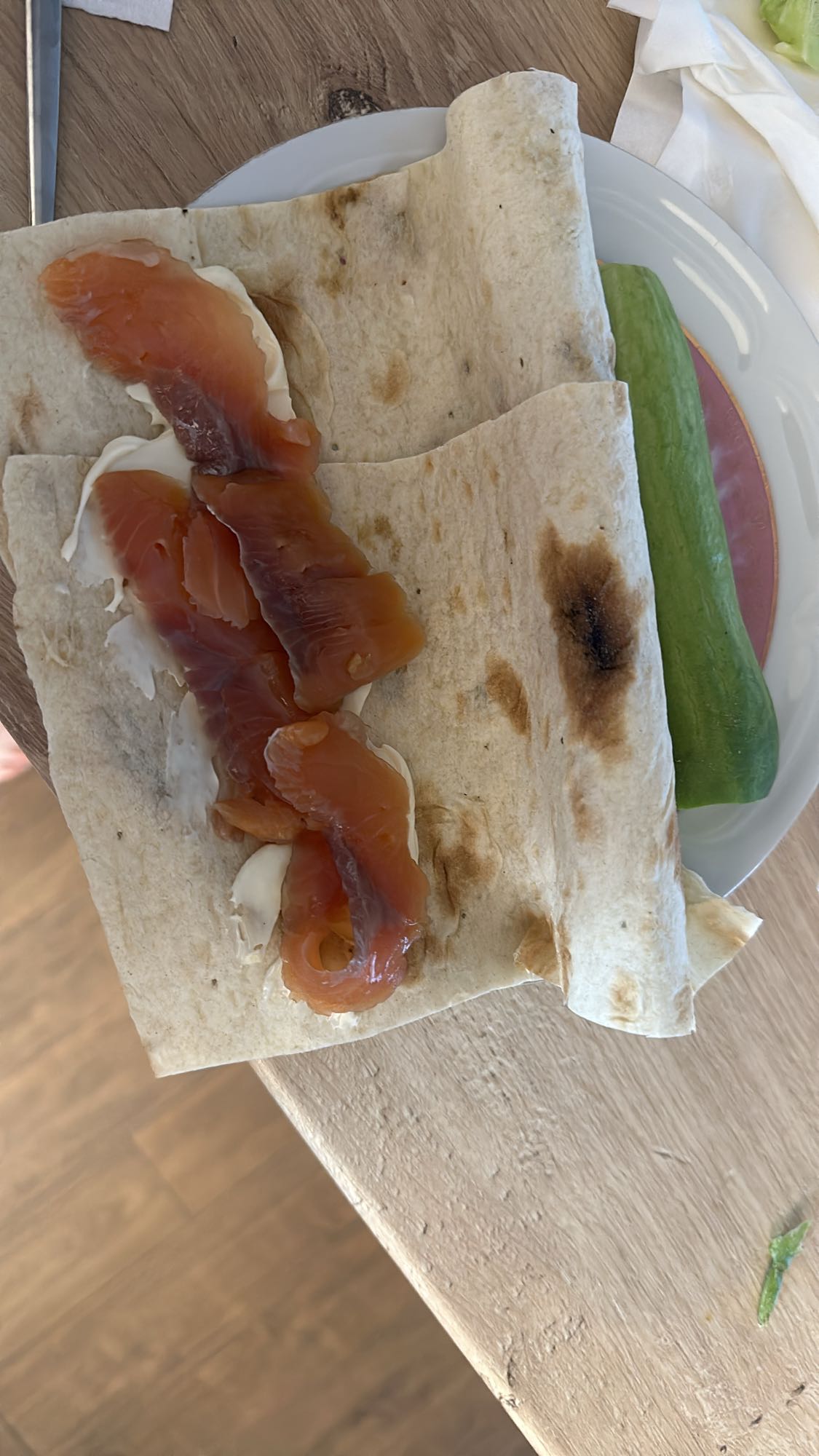 лаваш с лососем