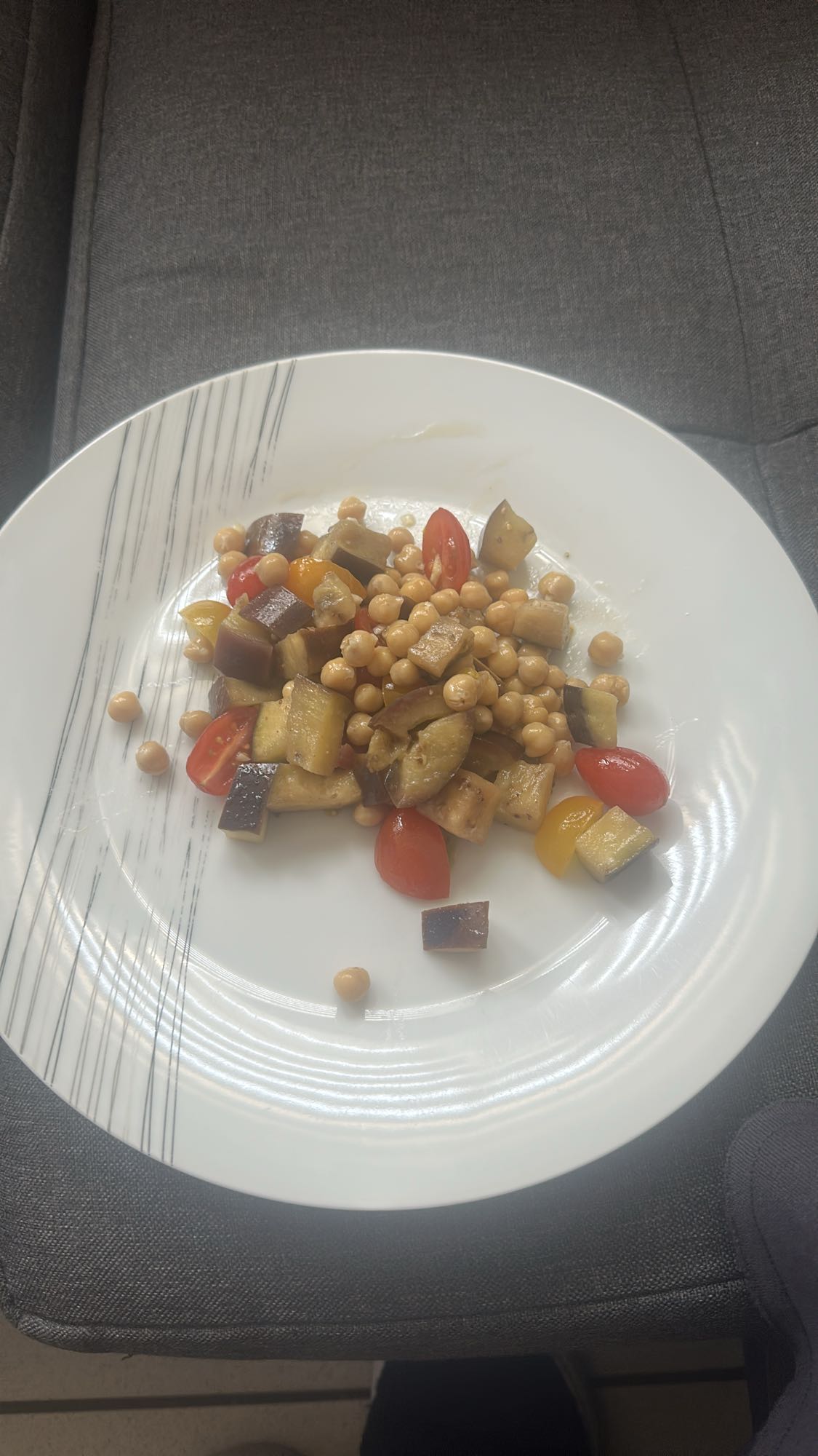 Salade pois chiches légumes