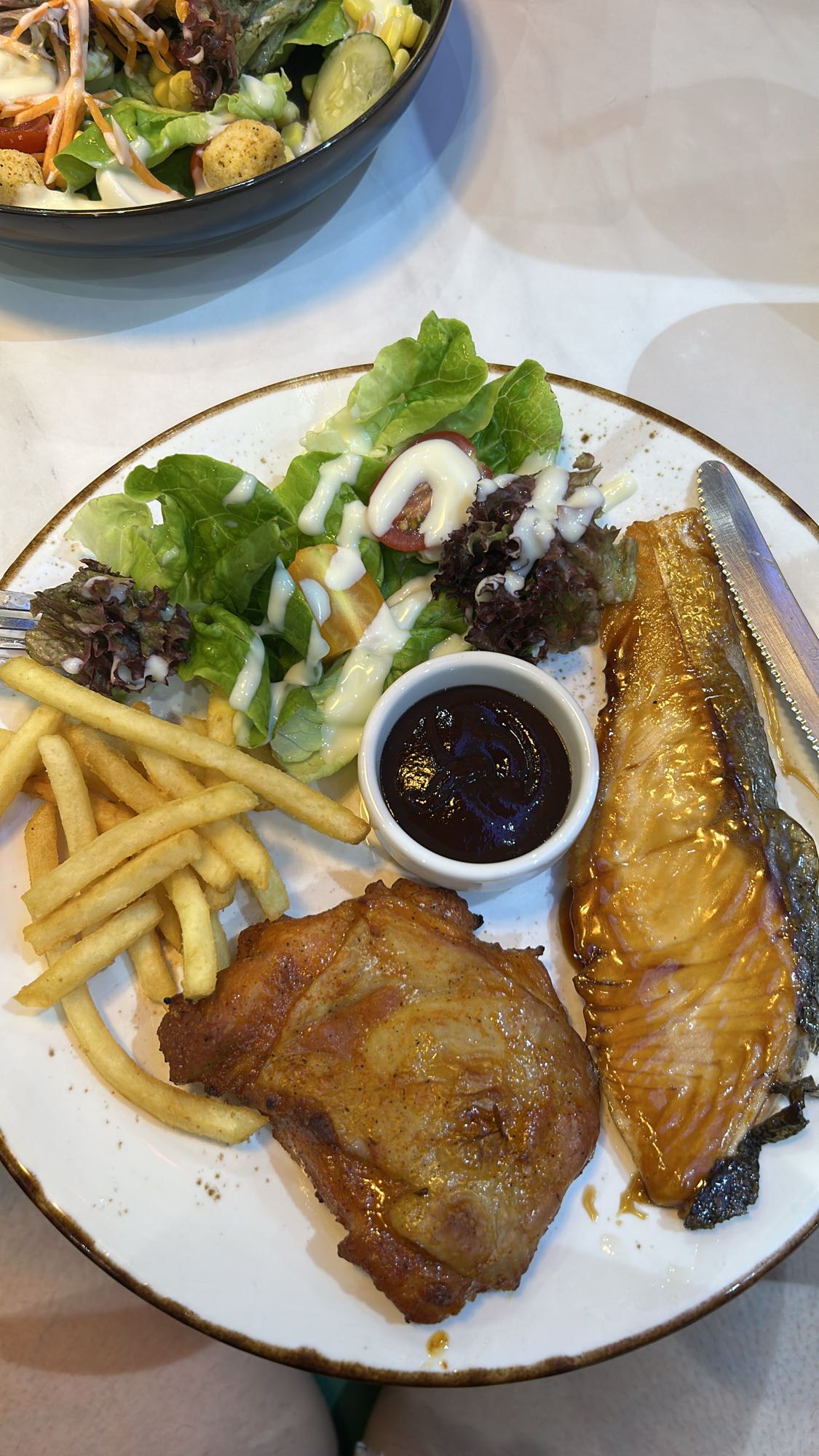 Grillet kylling og laks