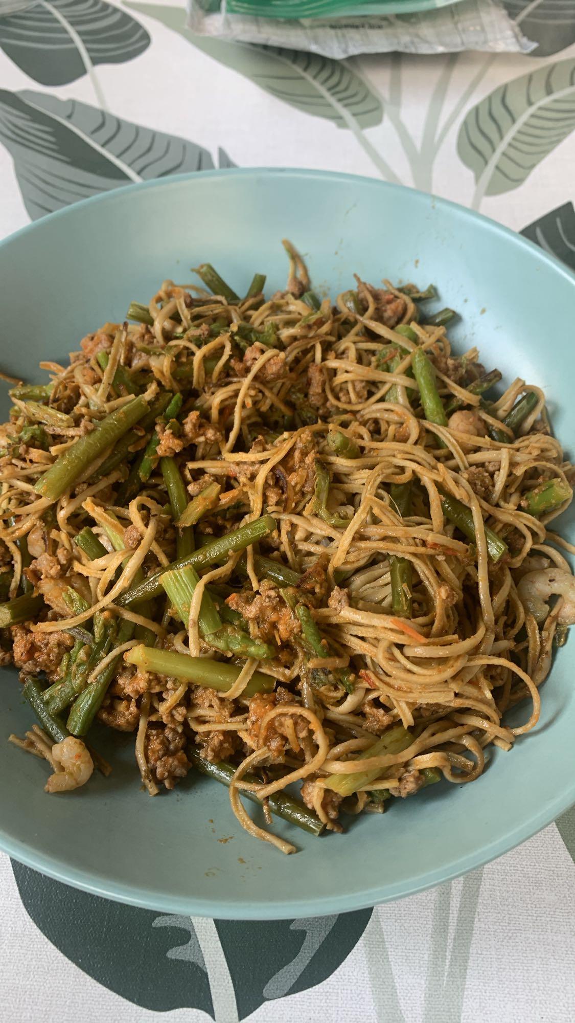 Fideos con carne y verduras