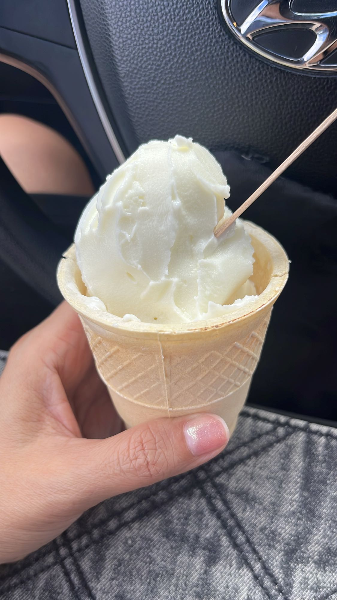 Înghețată la cornet