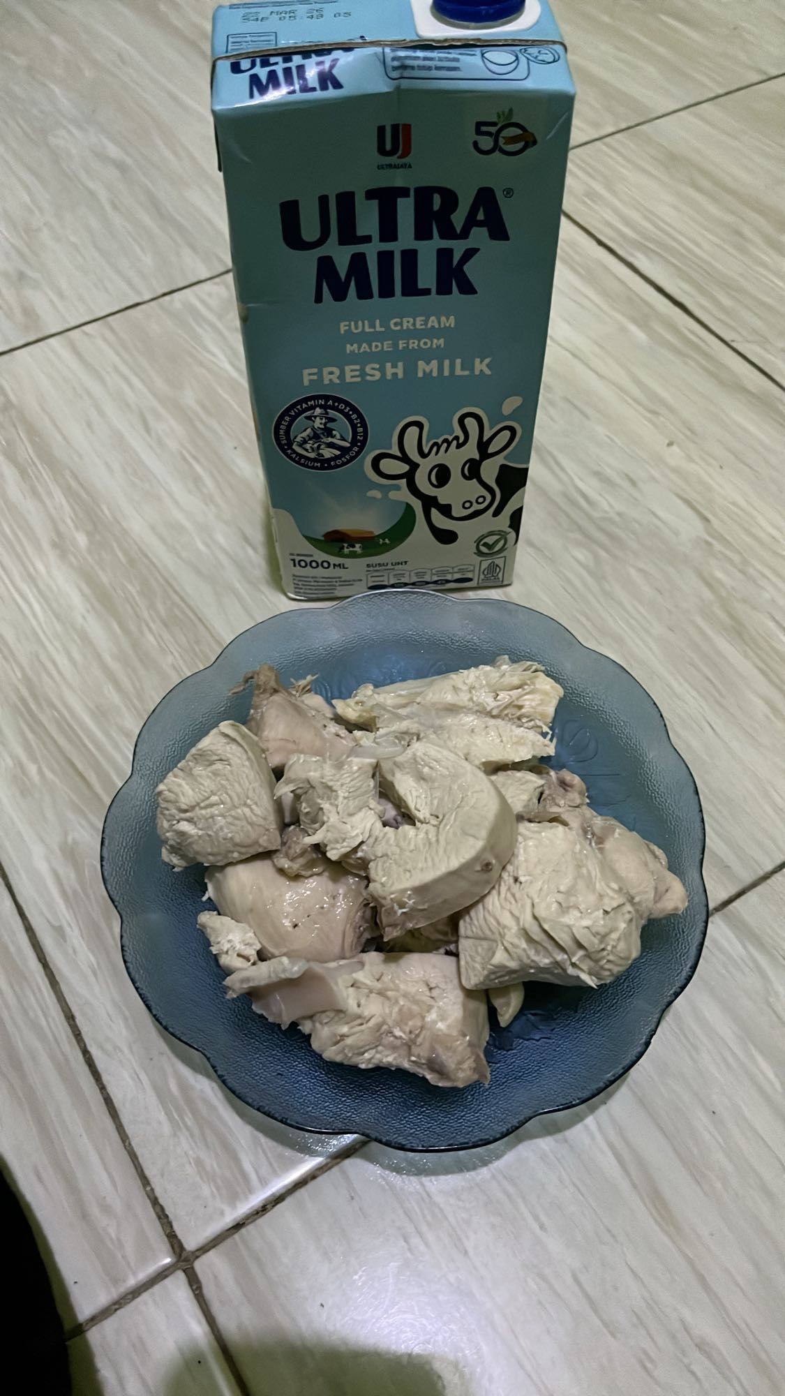 Ayam Rebus & Susu Full Cream