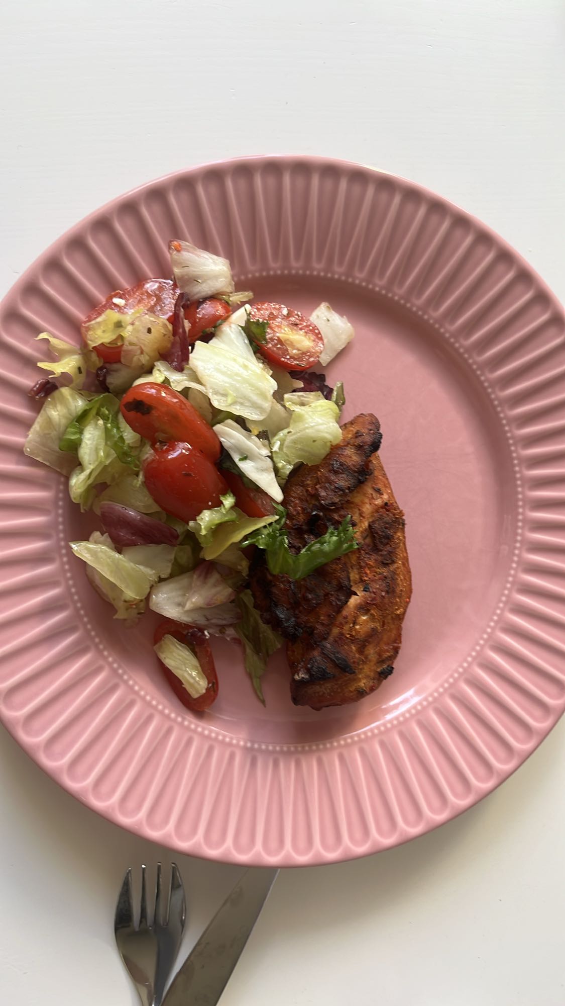 Grillad kyckling med sallad