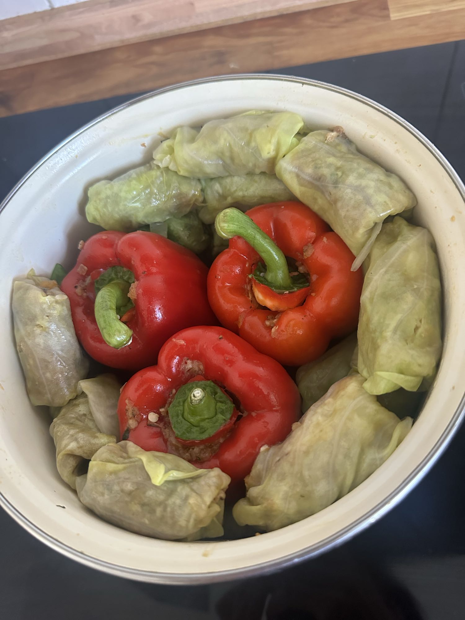 Sarmale și ardei umpluți