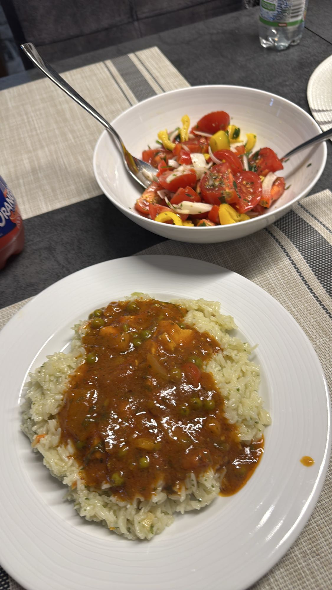 Pilav ve Sebzeli Salata