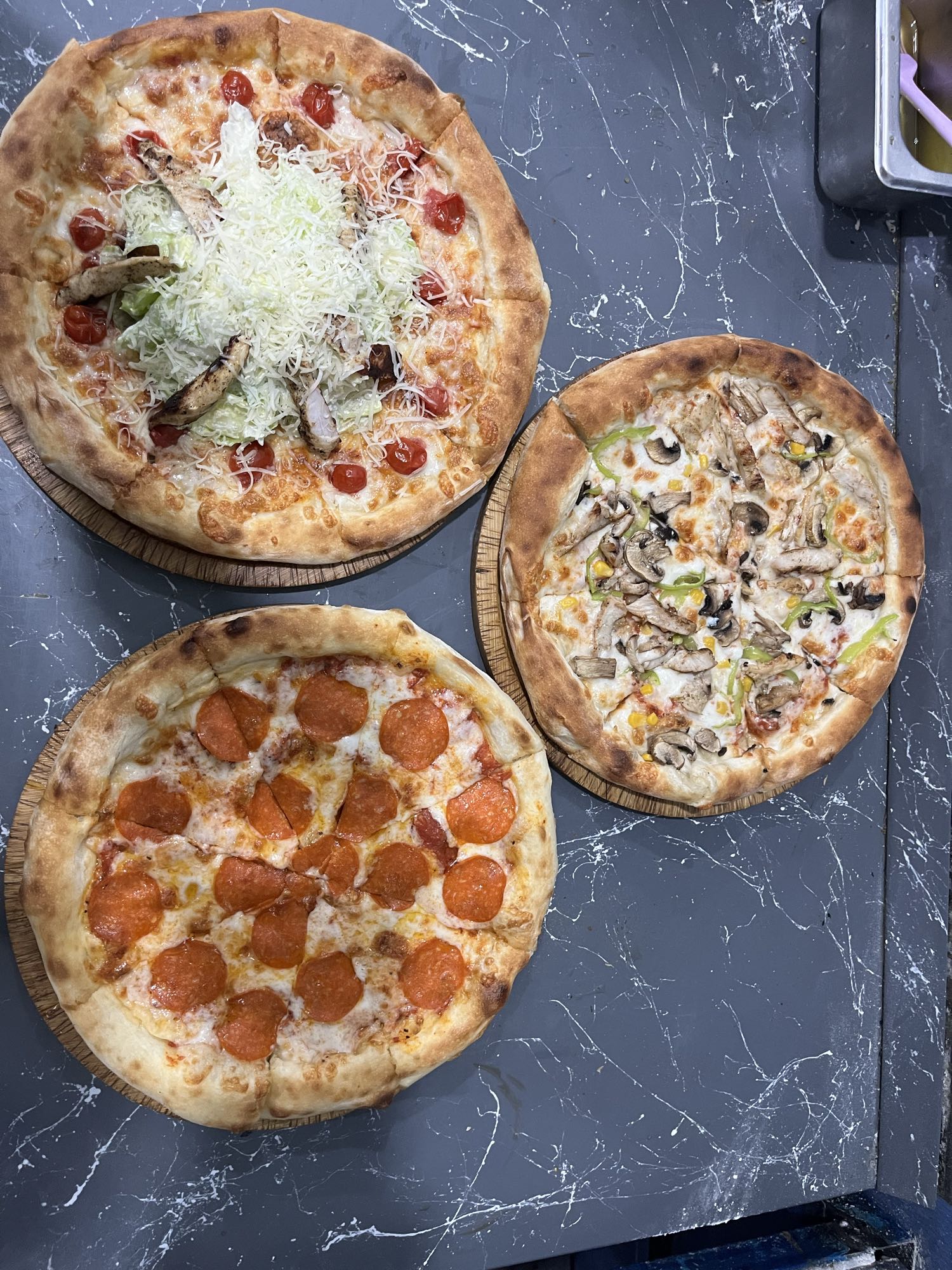 Karışık Pizza Çeşitleri