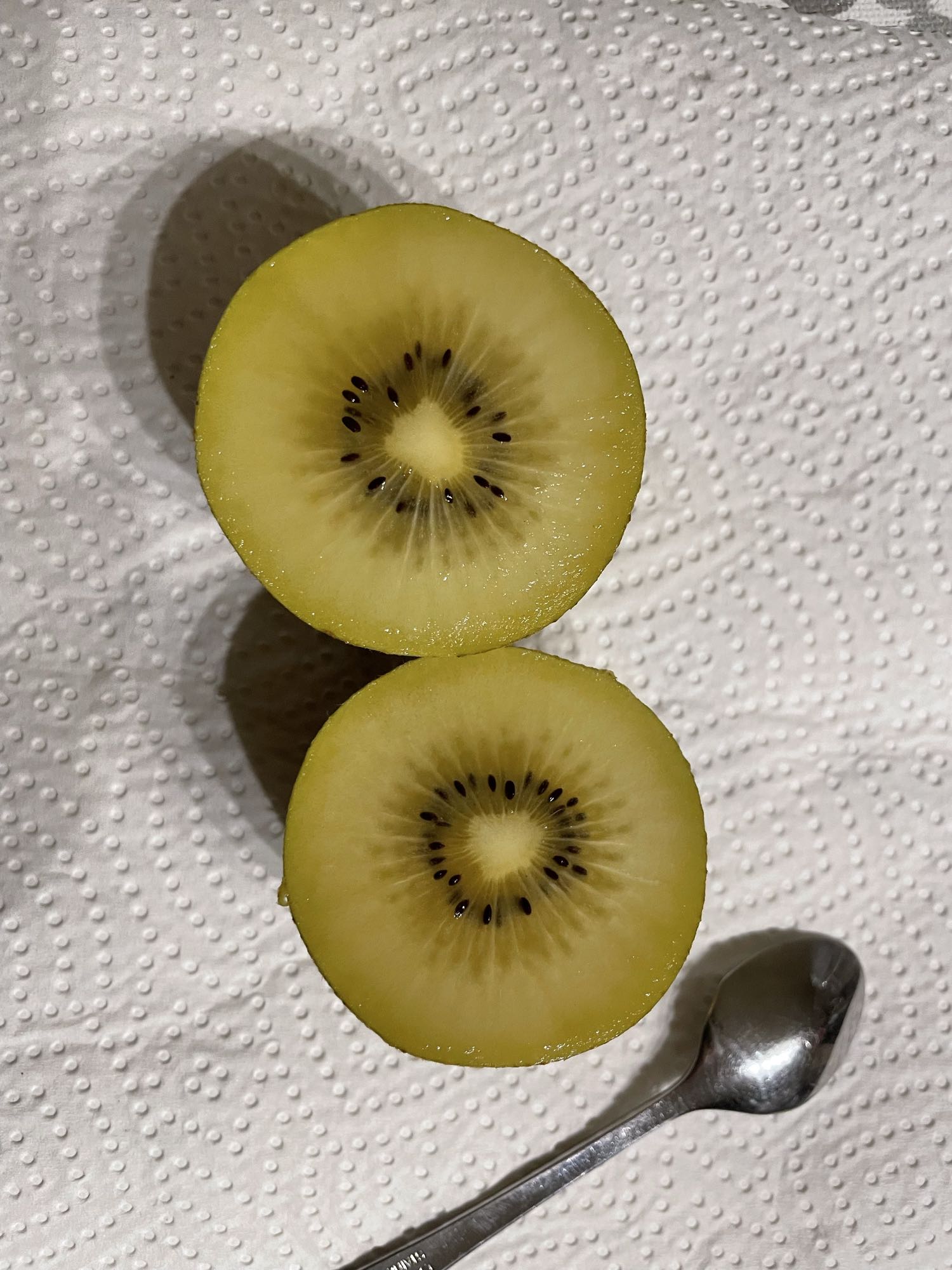 Gele kiwi snack