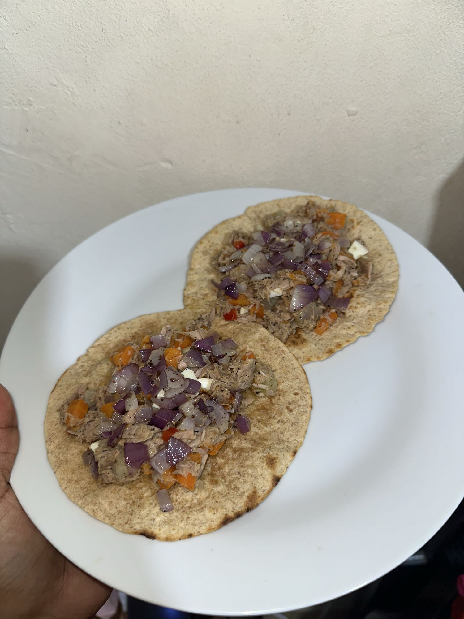 Tacos de atún y verduras