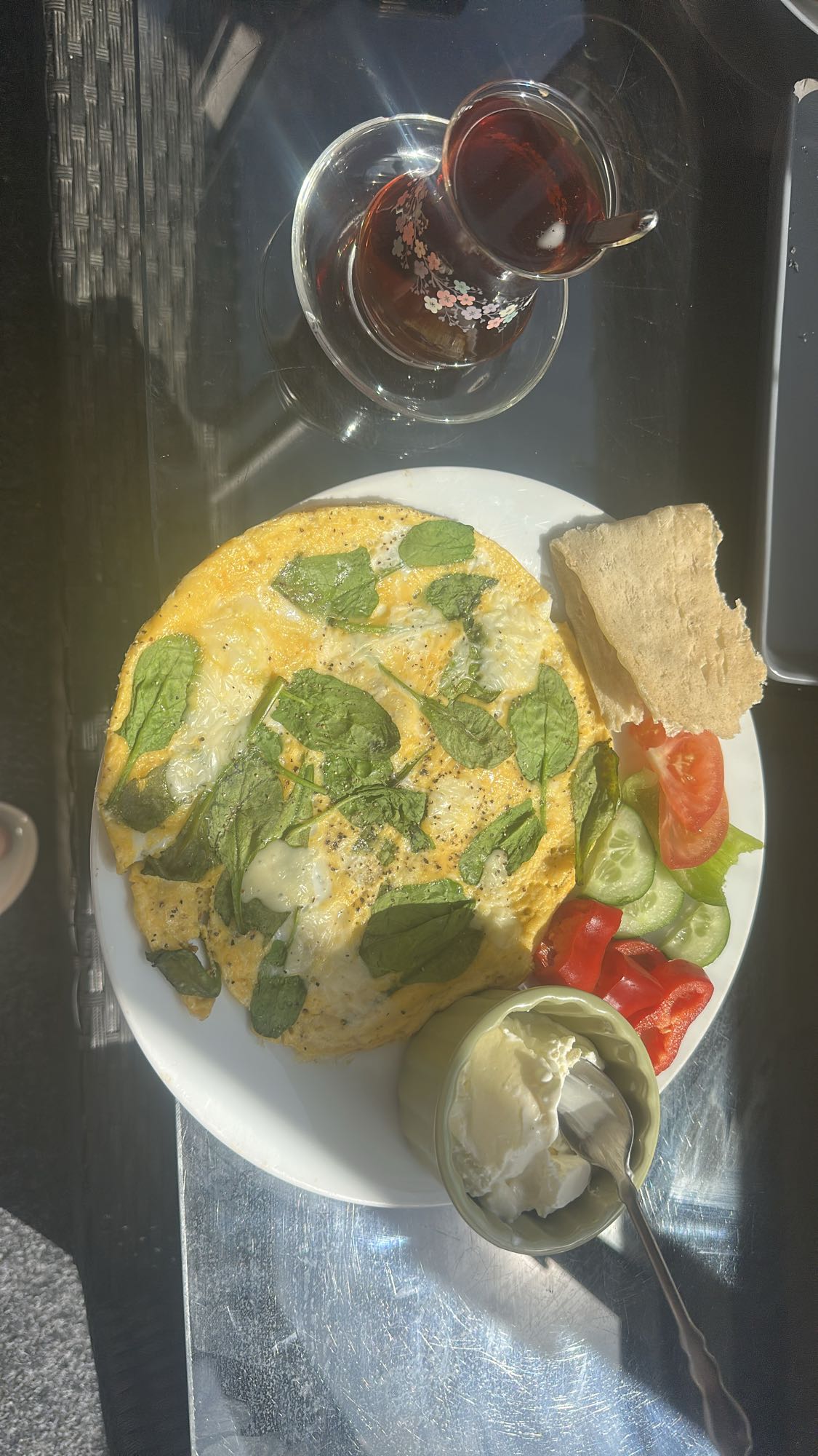 Omelett med grönsaker