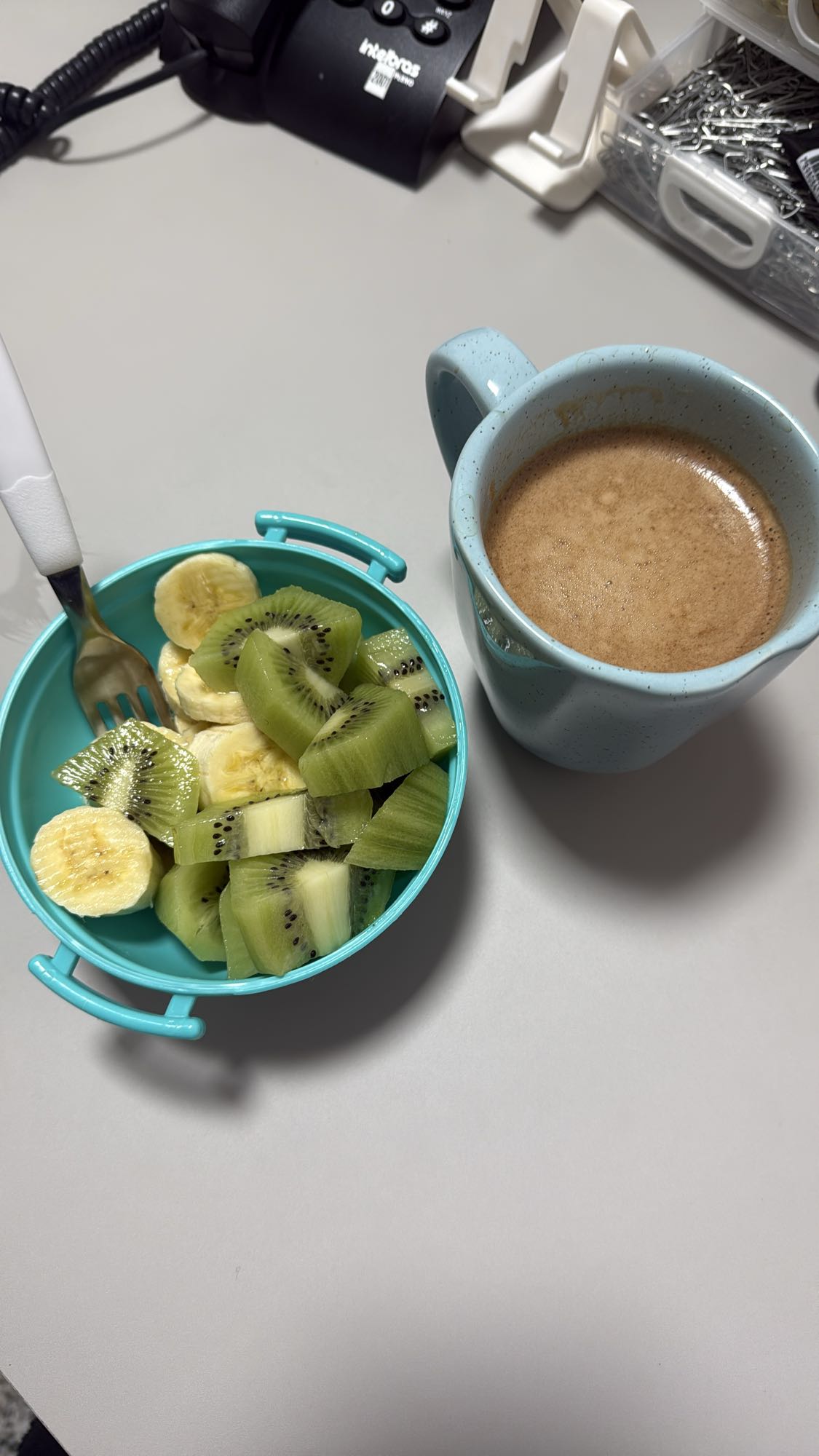 Frutas e bebida quente