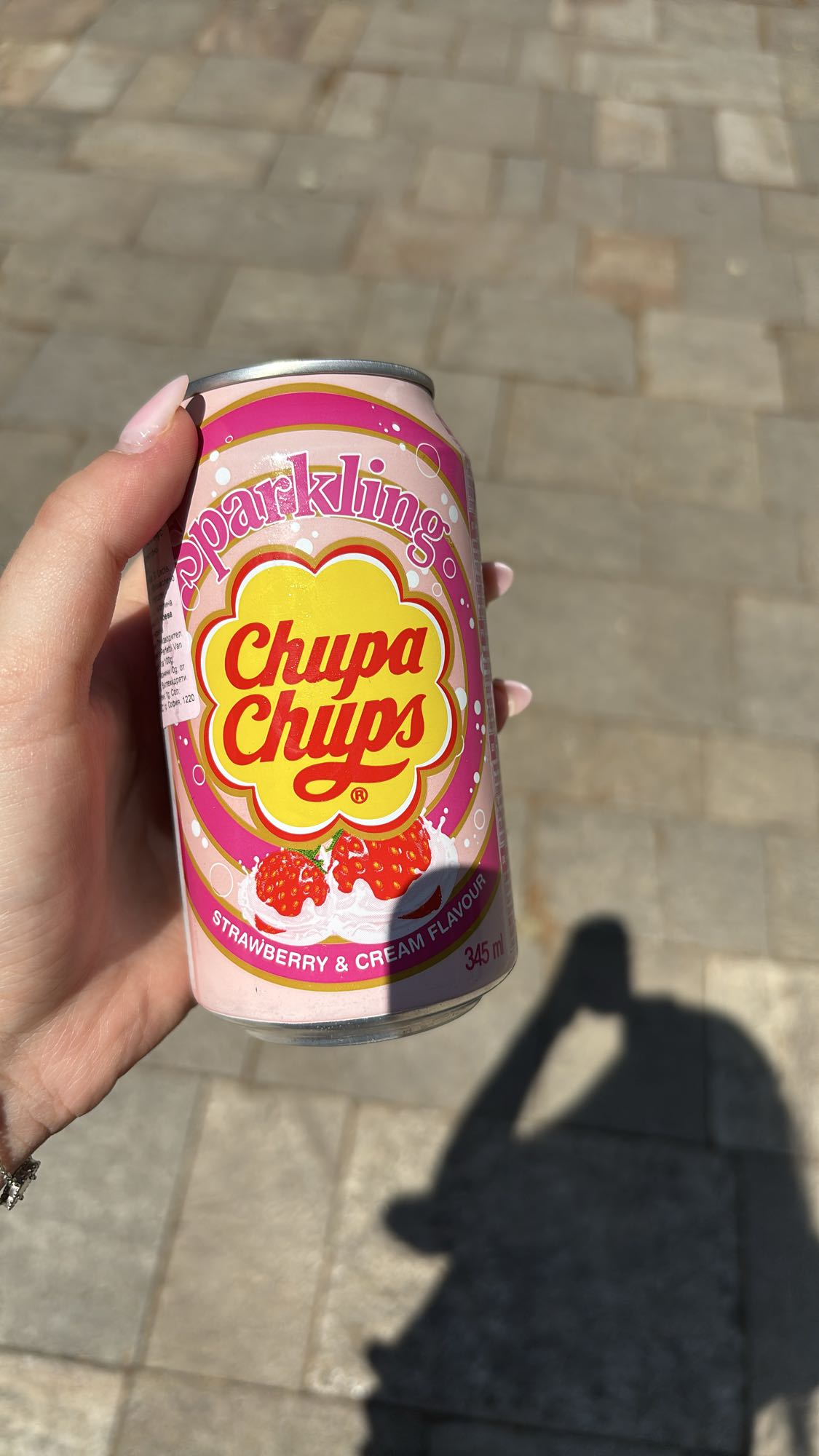 Газирана напитка ягода