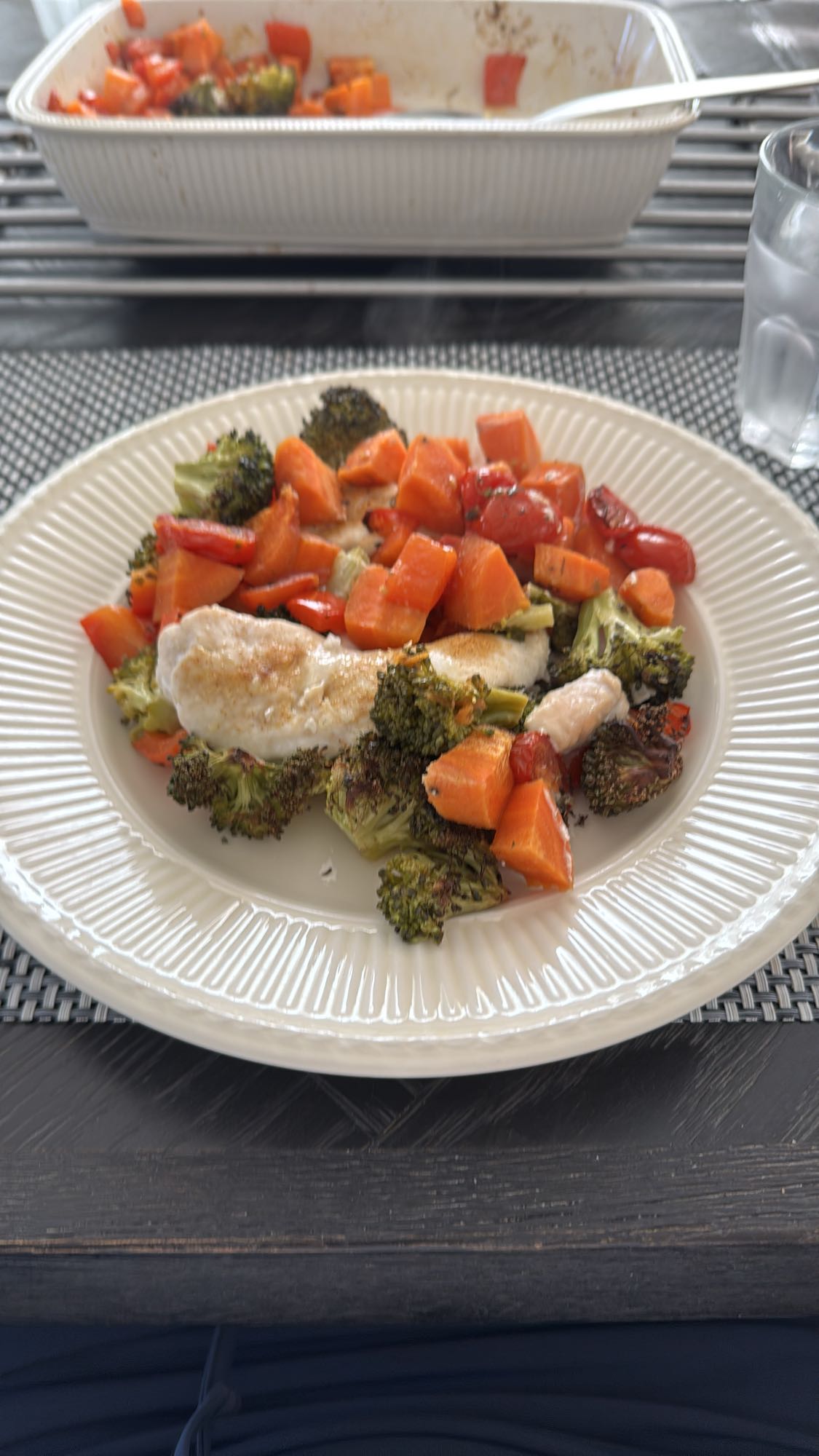 Kip met geroosterde groenten