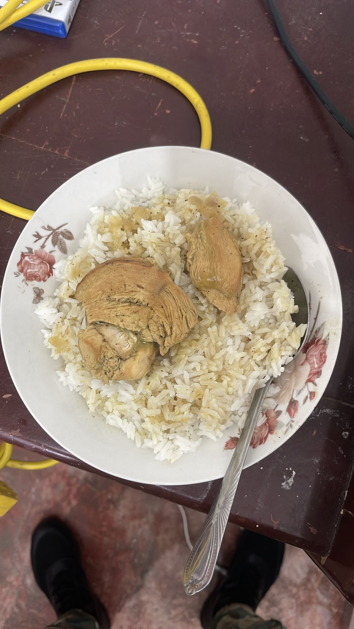 pollo con arroz blanco