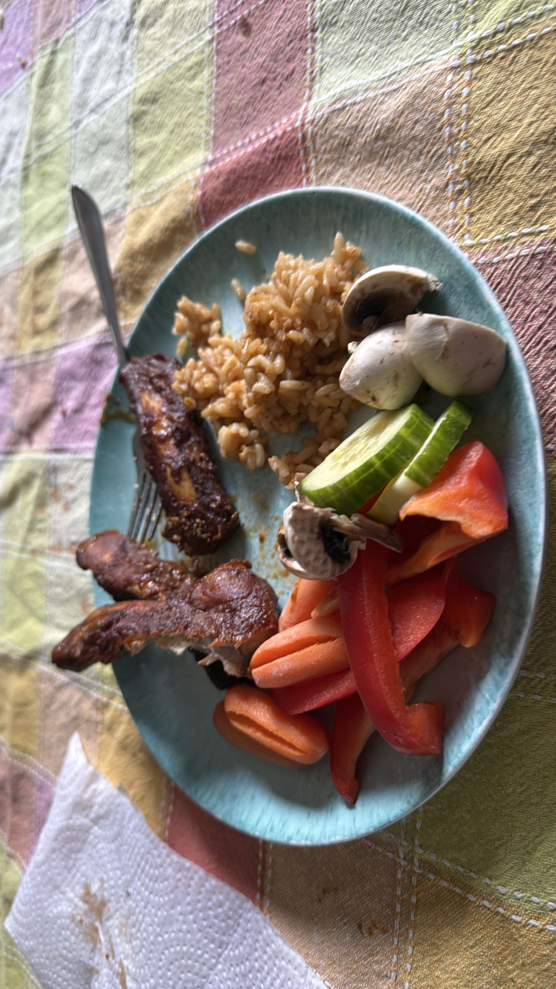 Côtes levées et légumes