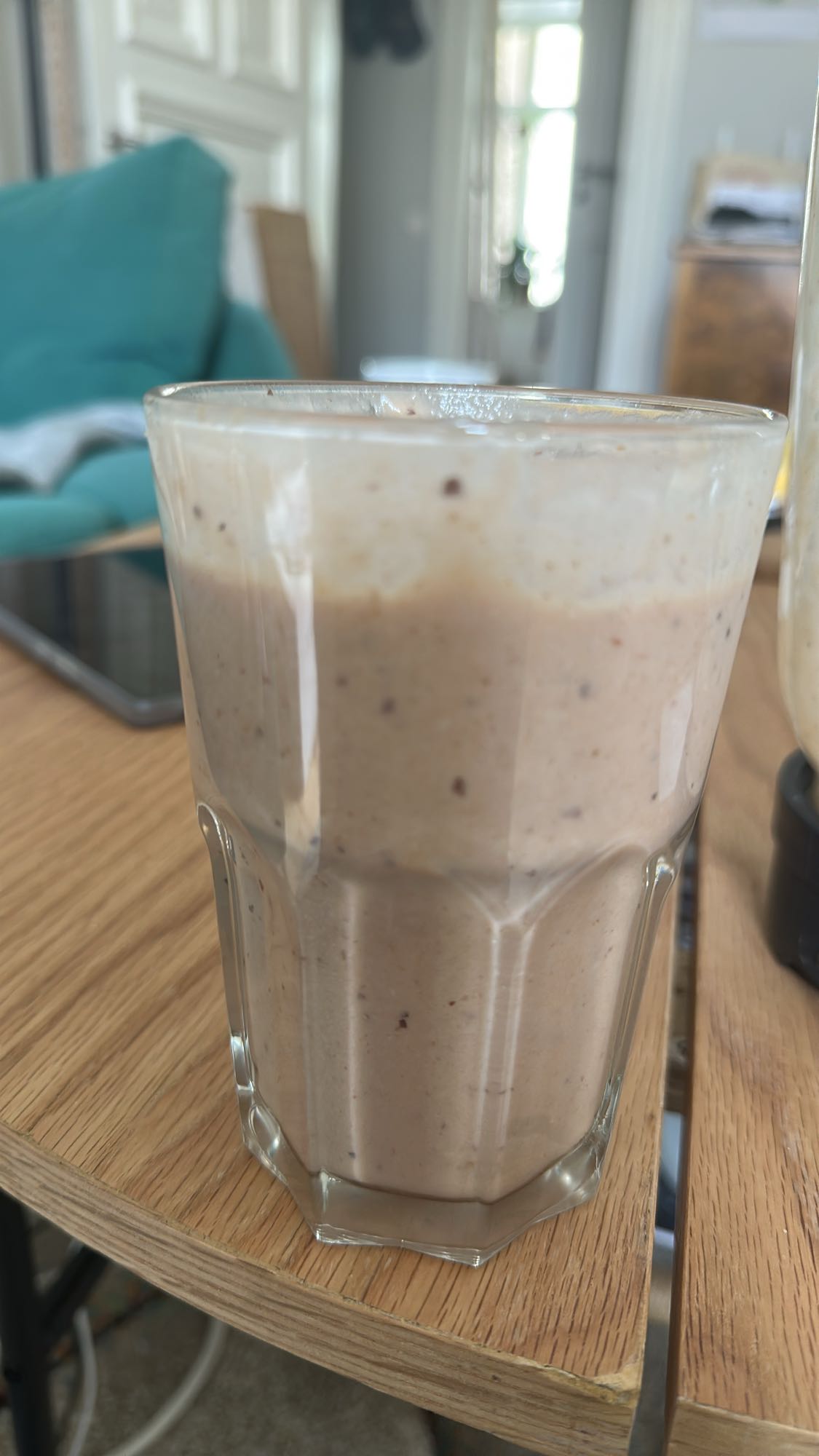 Banan- och bärsmoothie