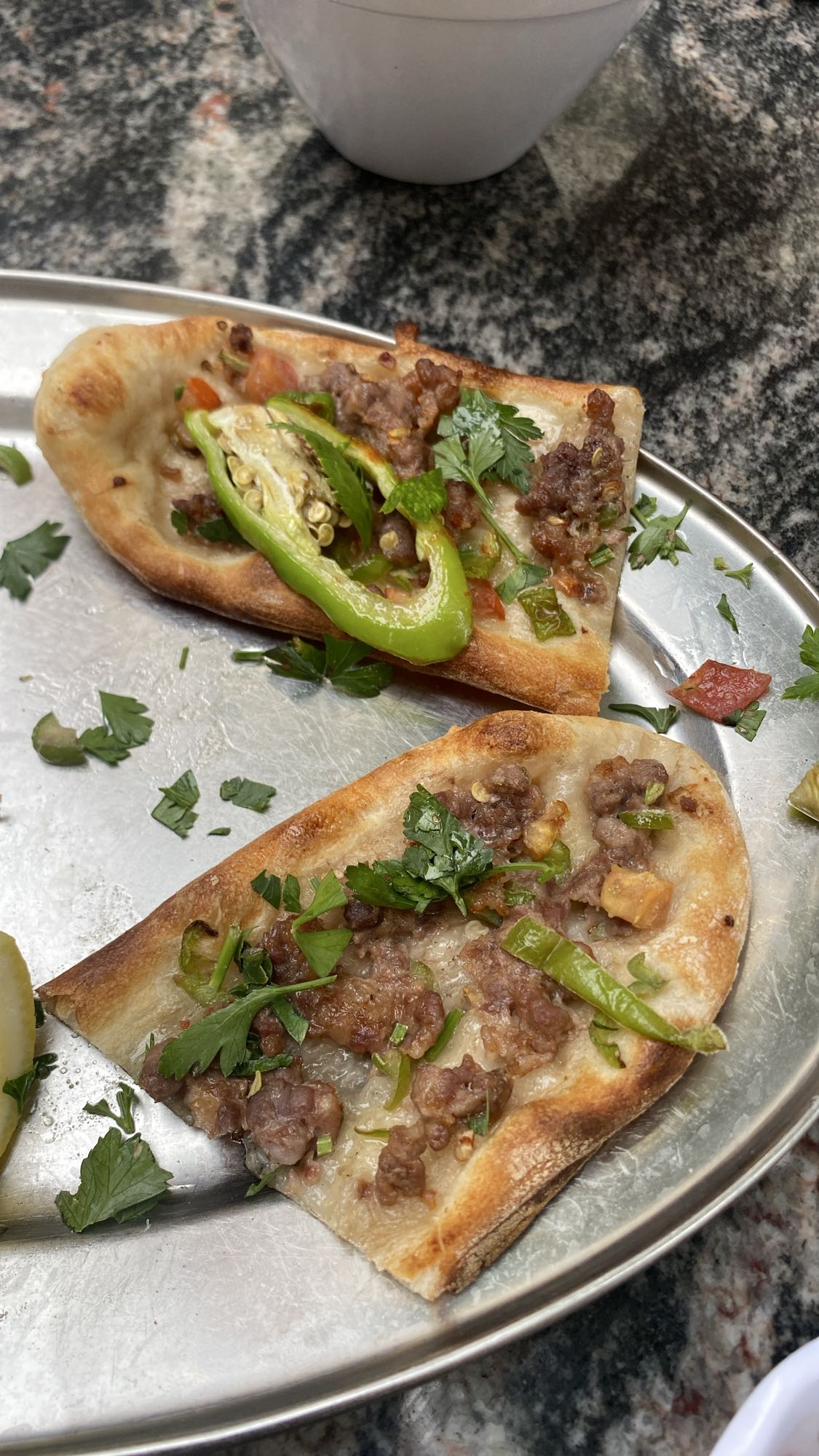 Kıymalı pide dilimi