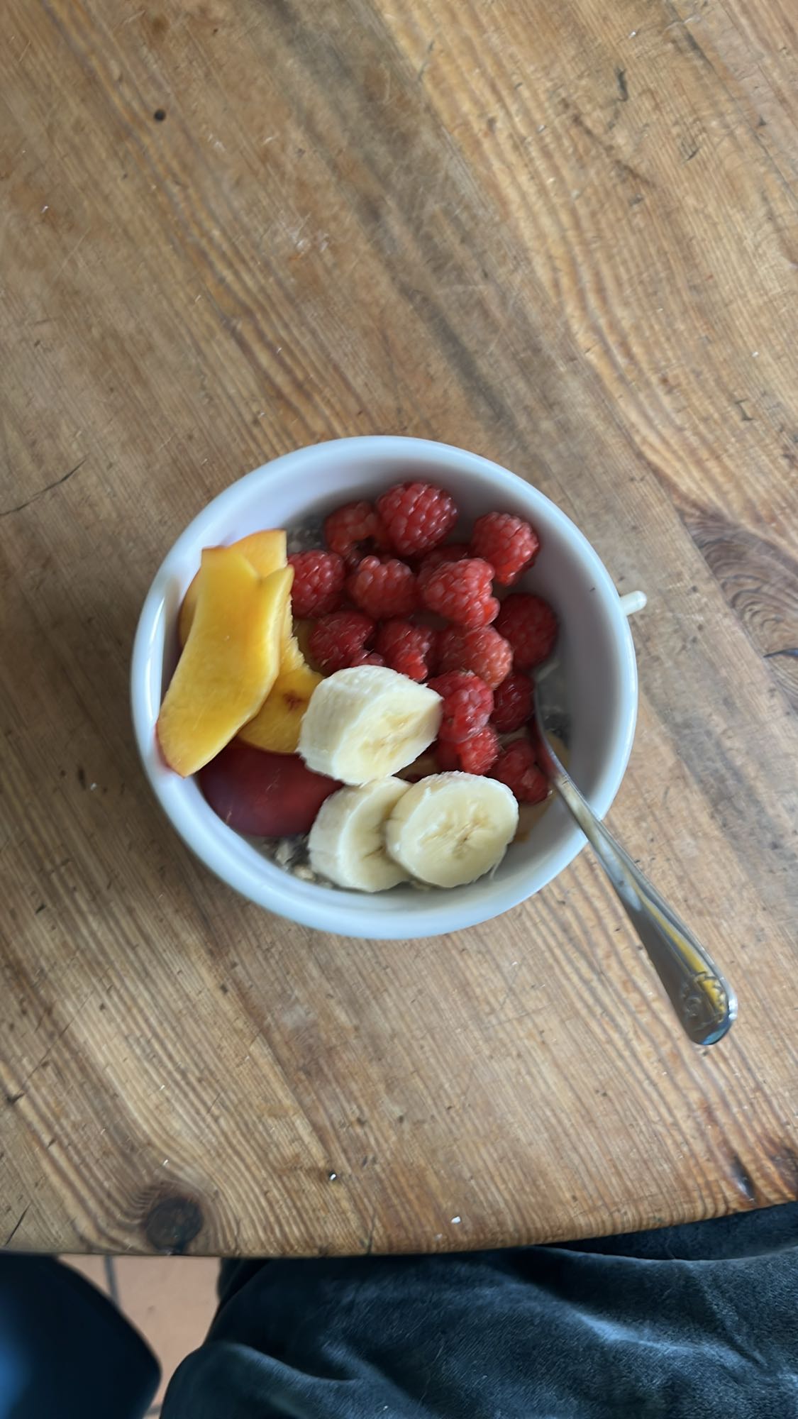 Fruktskål med havregryn