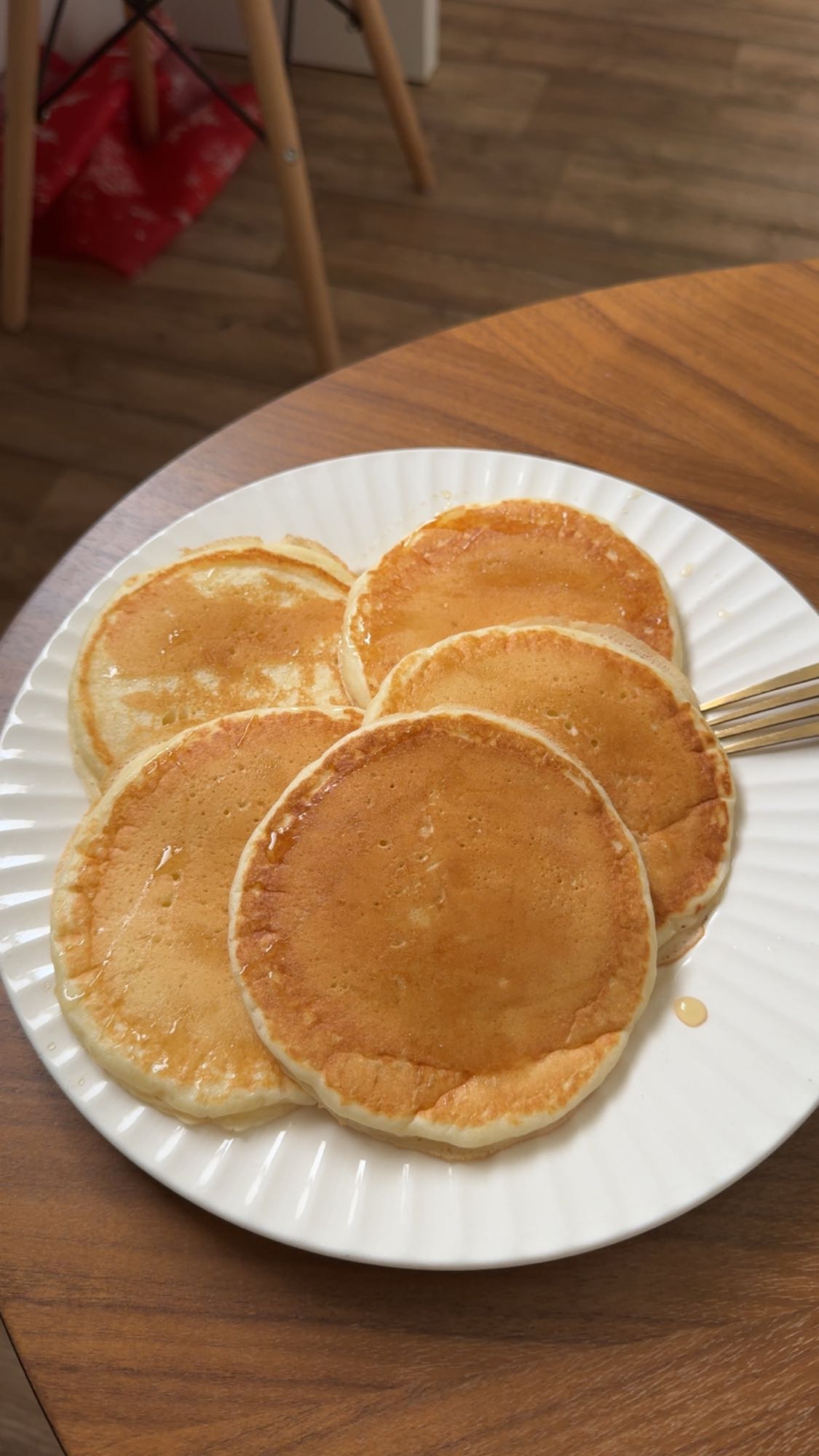 Pancakes with syrup