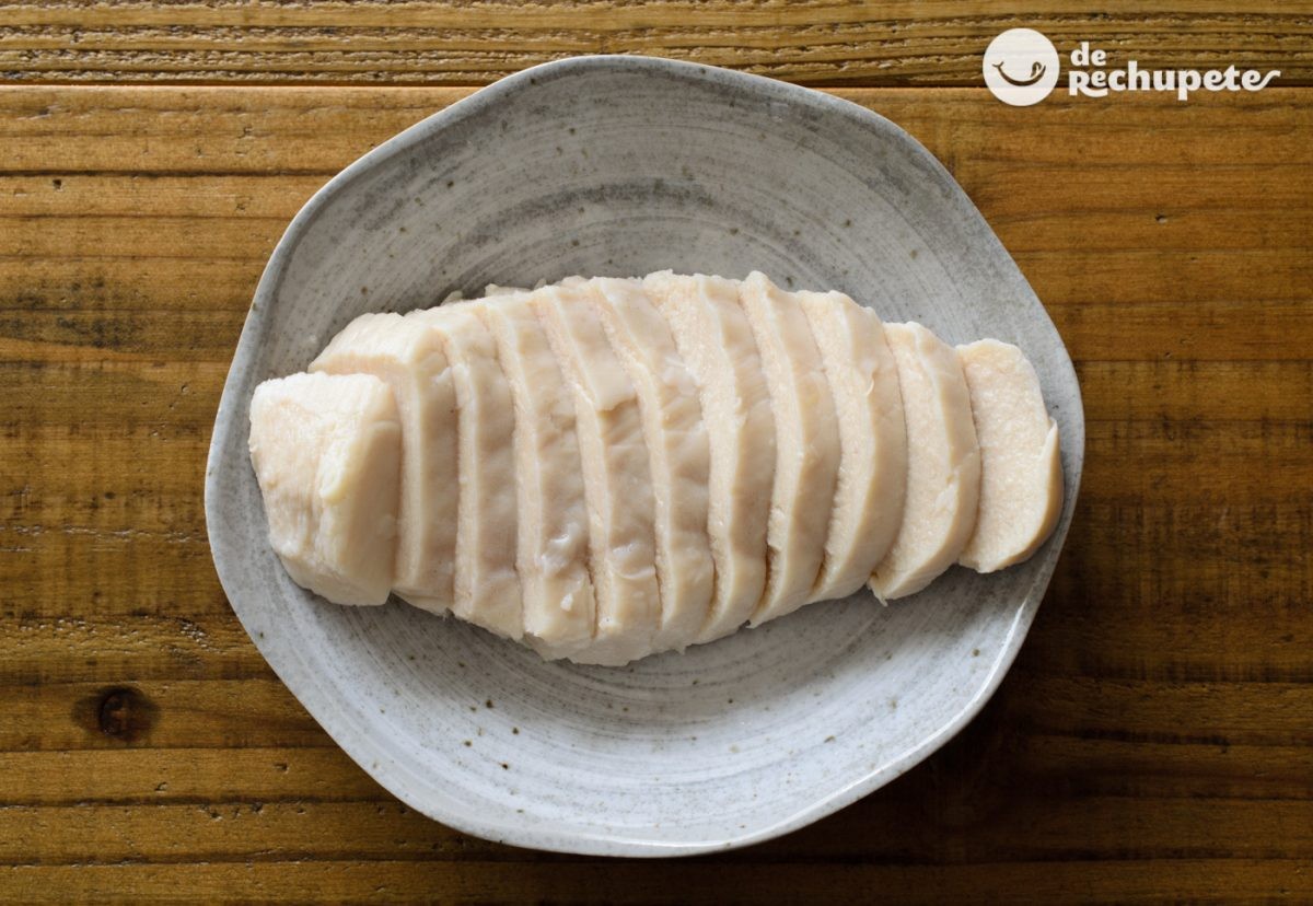 Pechuga de pollo cocida