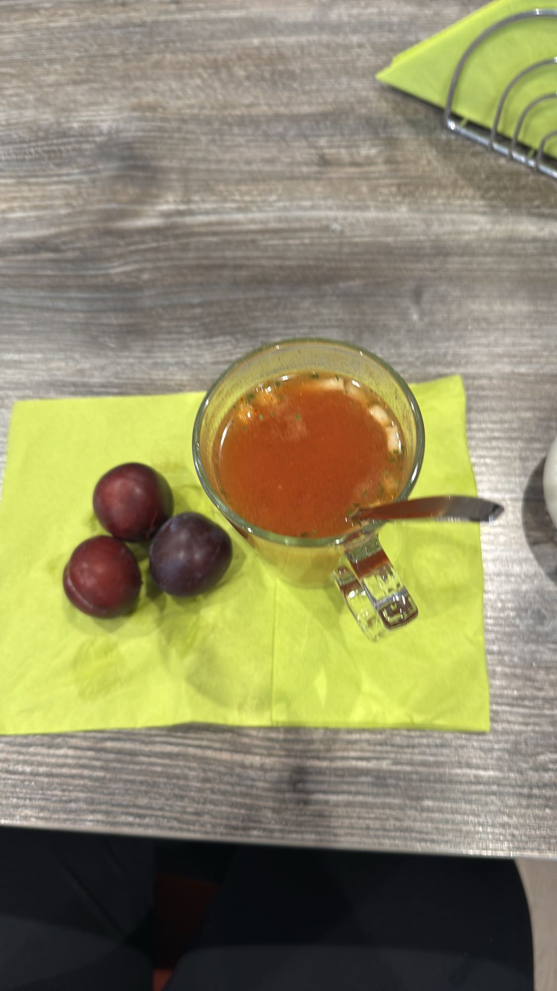 pruimen en tomatensoep