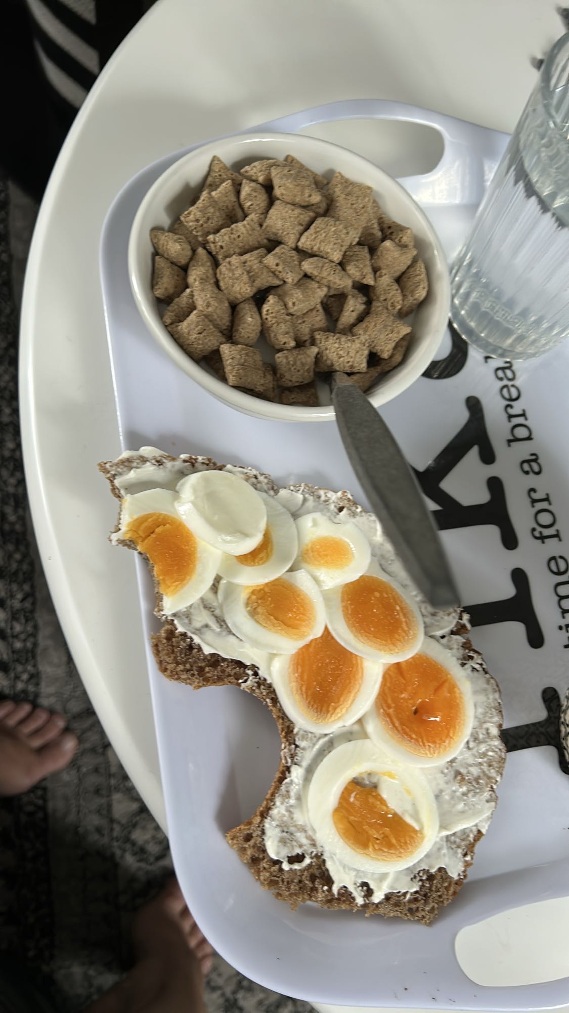 Äggmacka och flingor