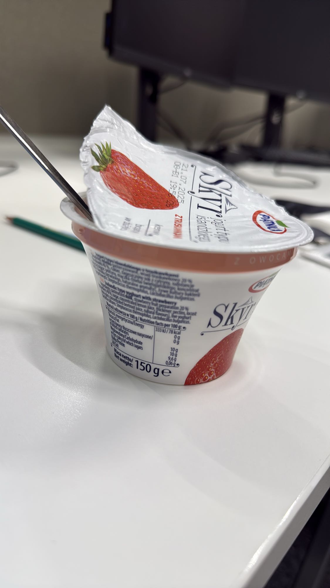 Strawberry Skyr Yogurt